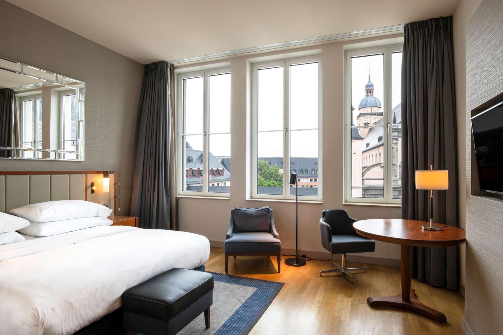 King Guest Room