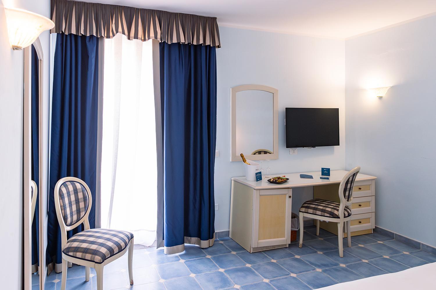 Triple Room Sea View