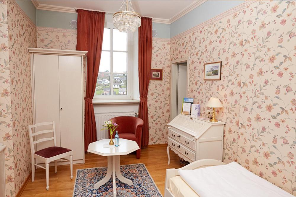 Budget Single Room