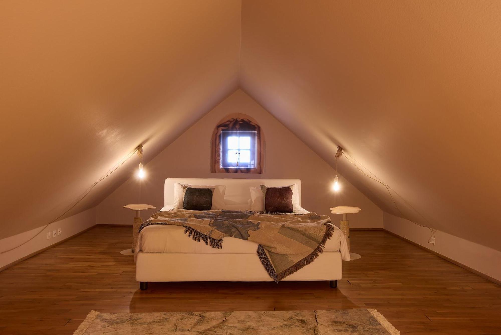 Art Double Room