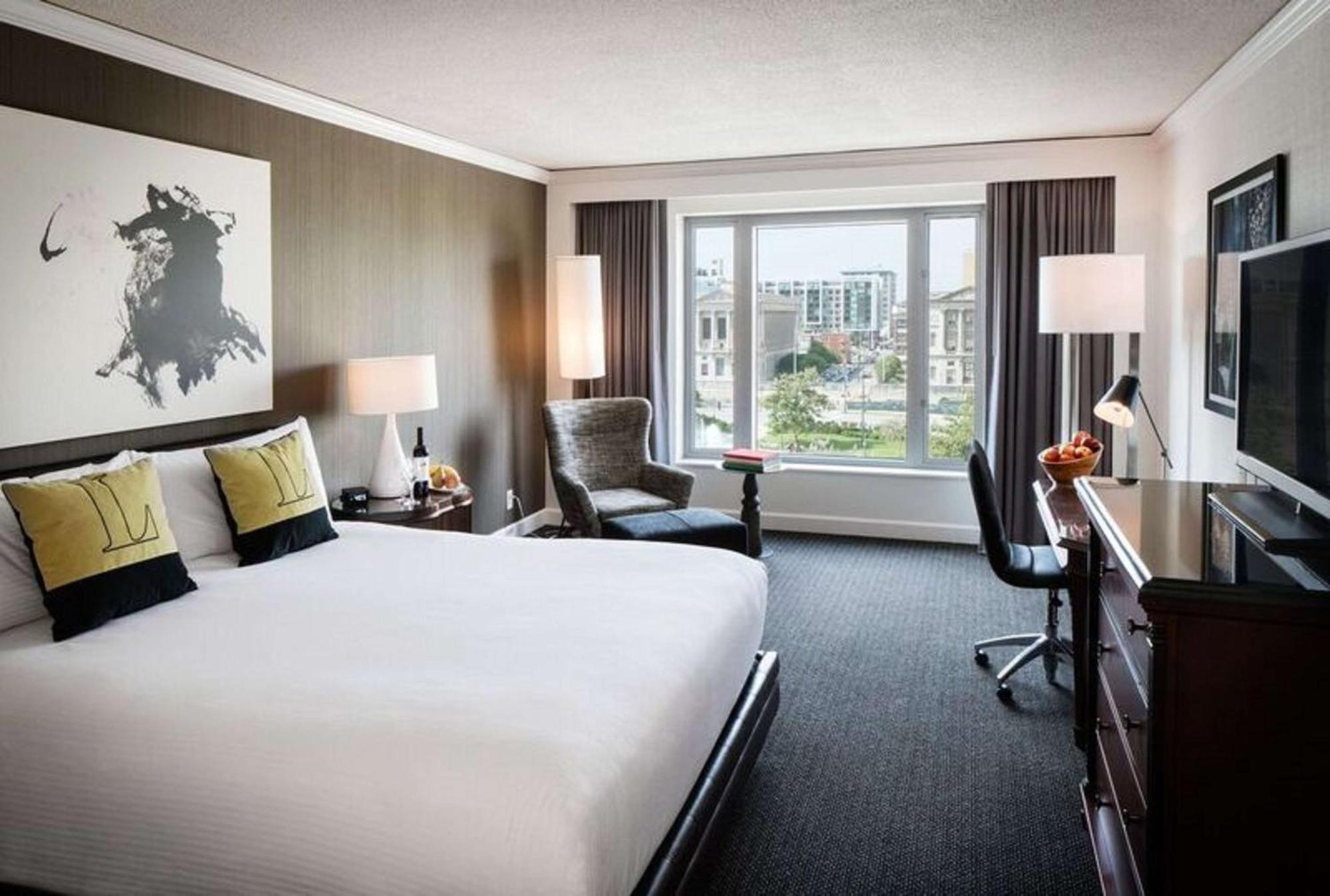 Premium King Room Disability Access Hearing Accessible
