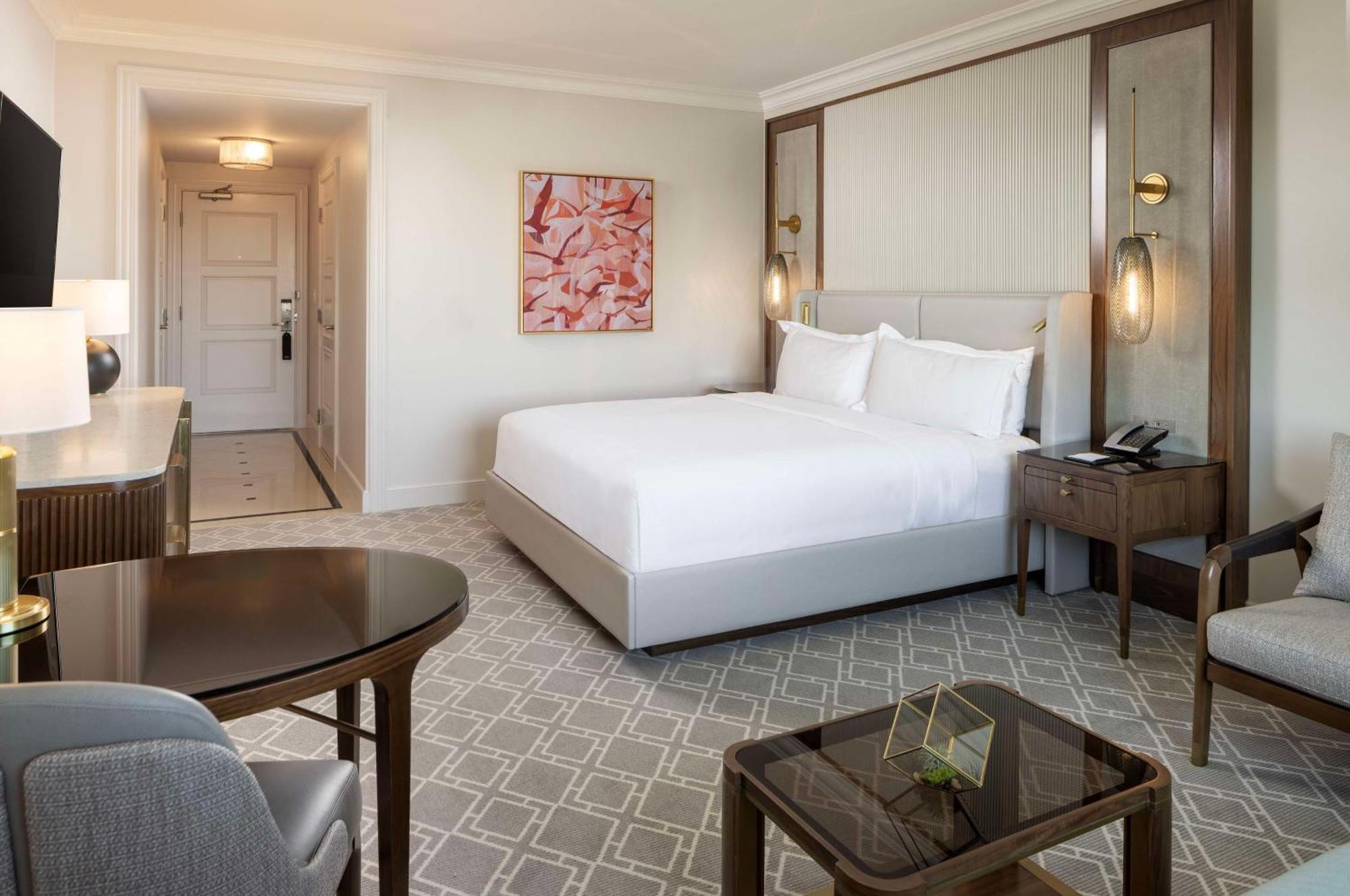Superior King Room
