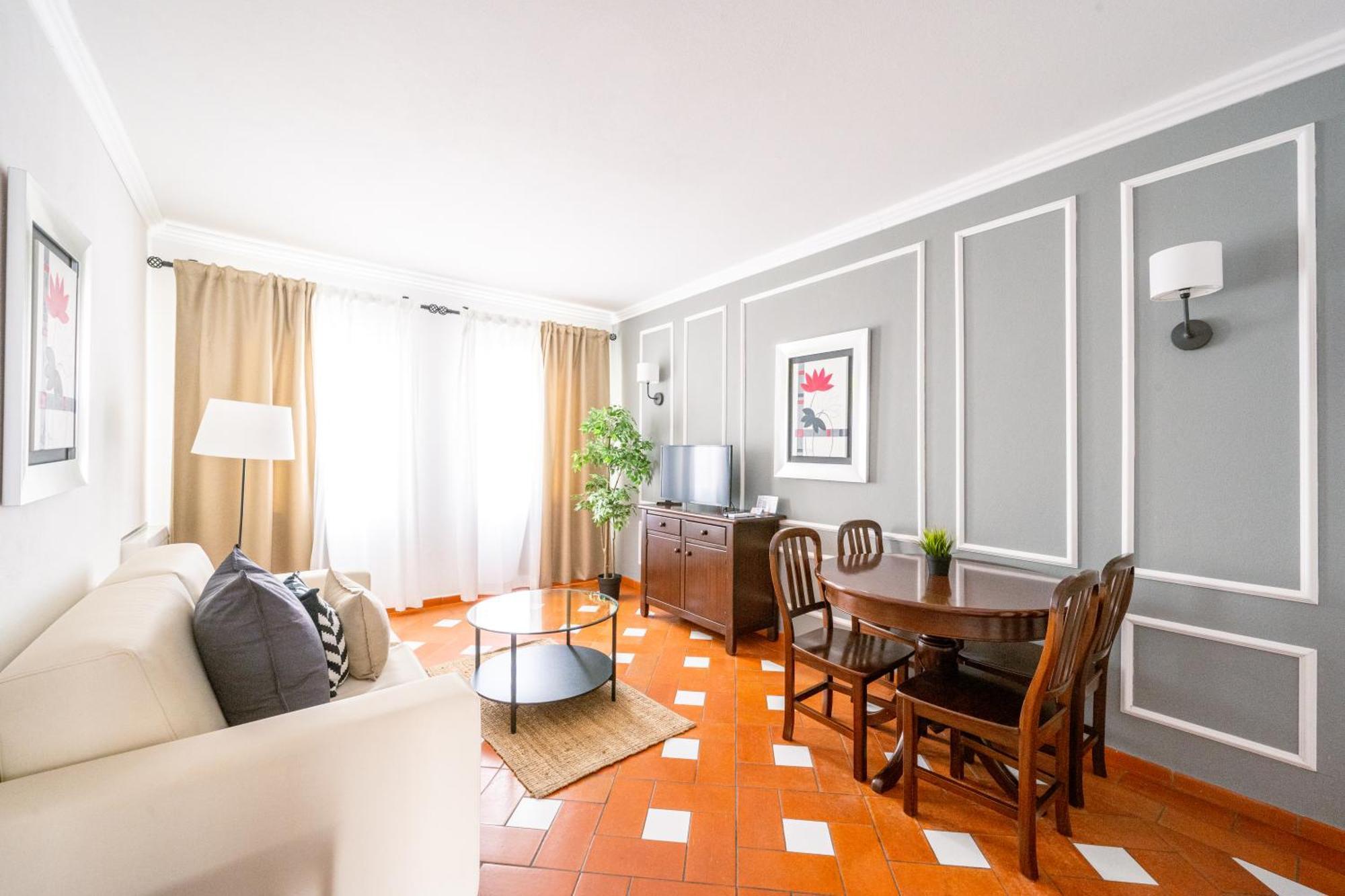 One-Bedroom Apartment Terrace