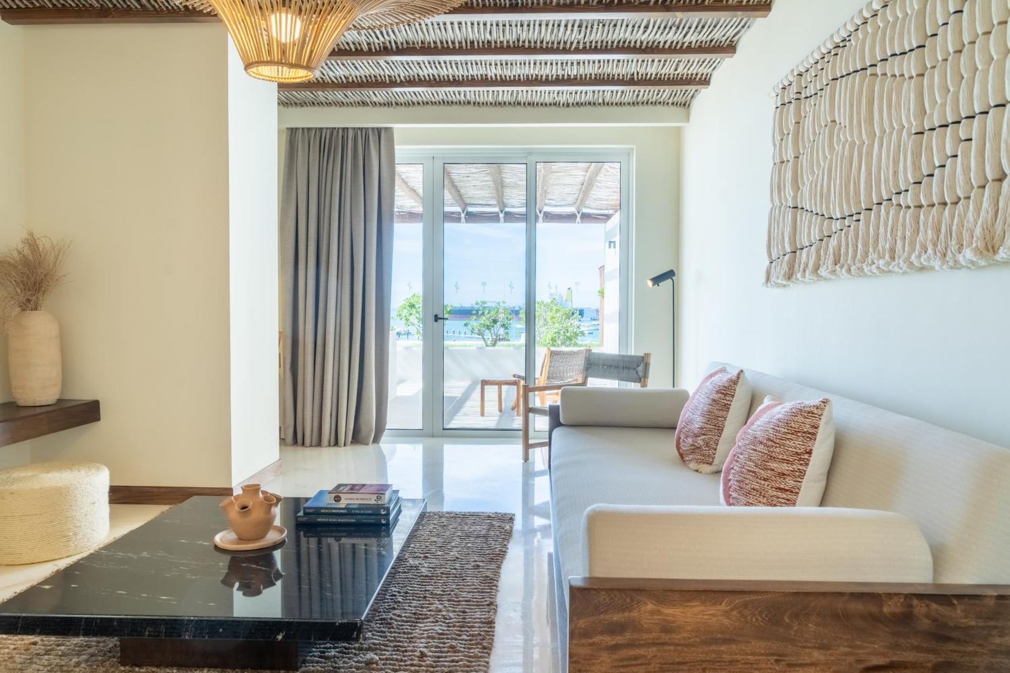One-Bedroom Suite Harbour View