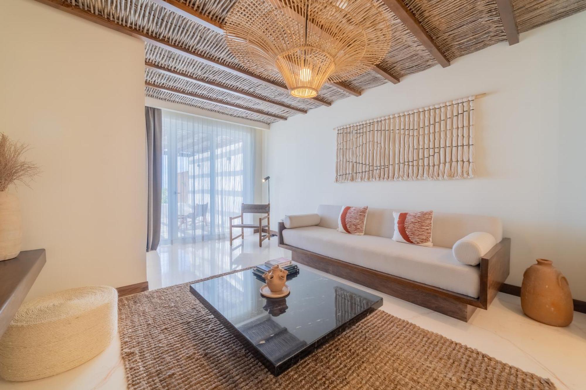 One-Bedroom Suite Harbour View