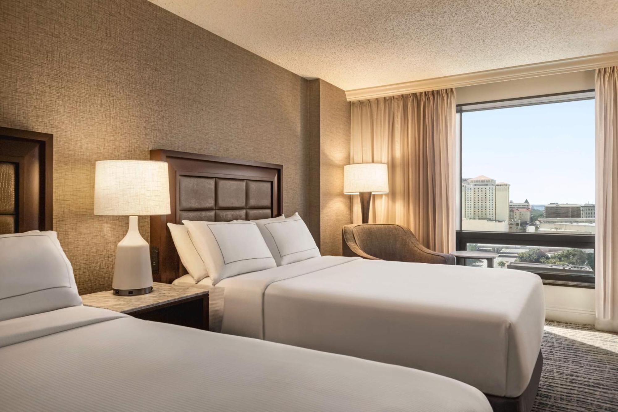 Standard Room with Two Double Beds with Pool View,1657162010:JPEG