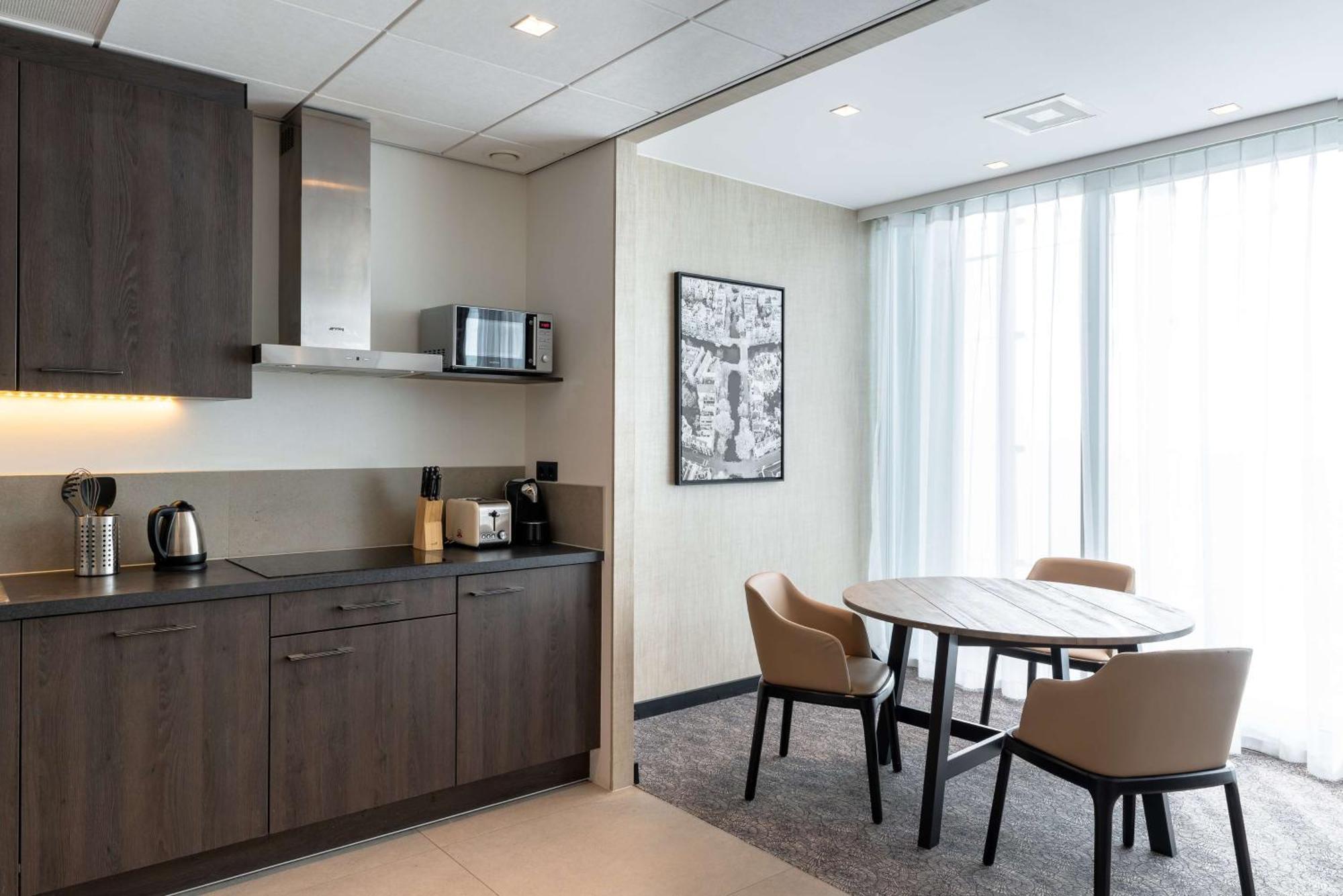 One-Bedroom Suite