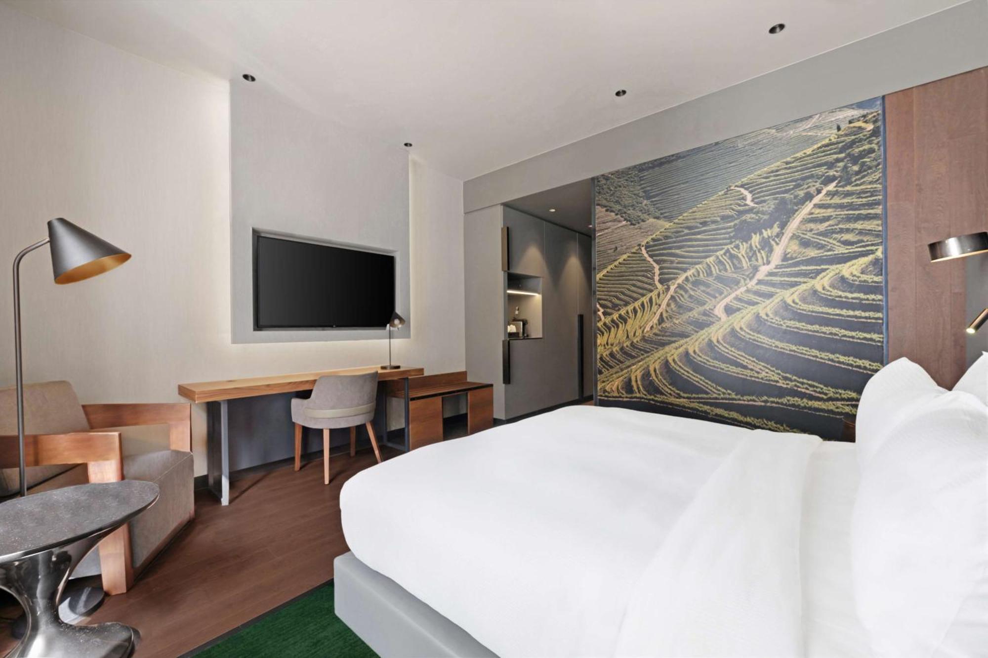 King Guest Room