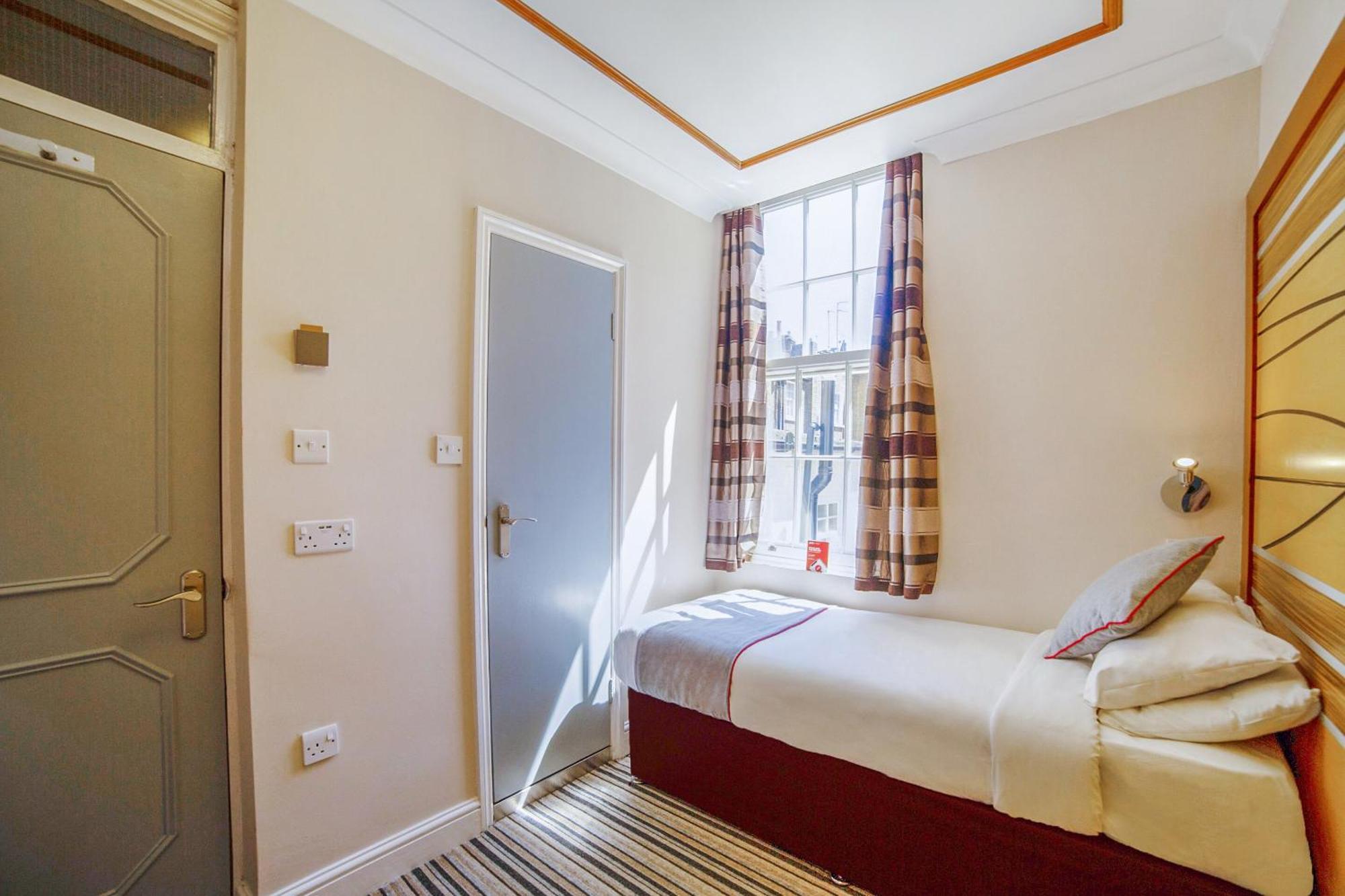 Standard Twin Room,1657863733:JPEG