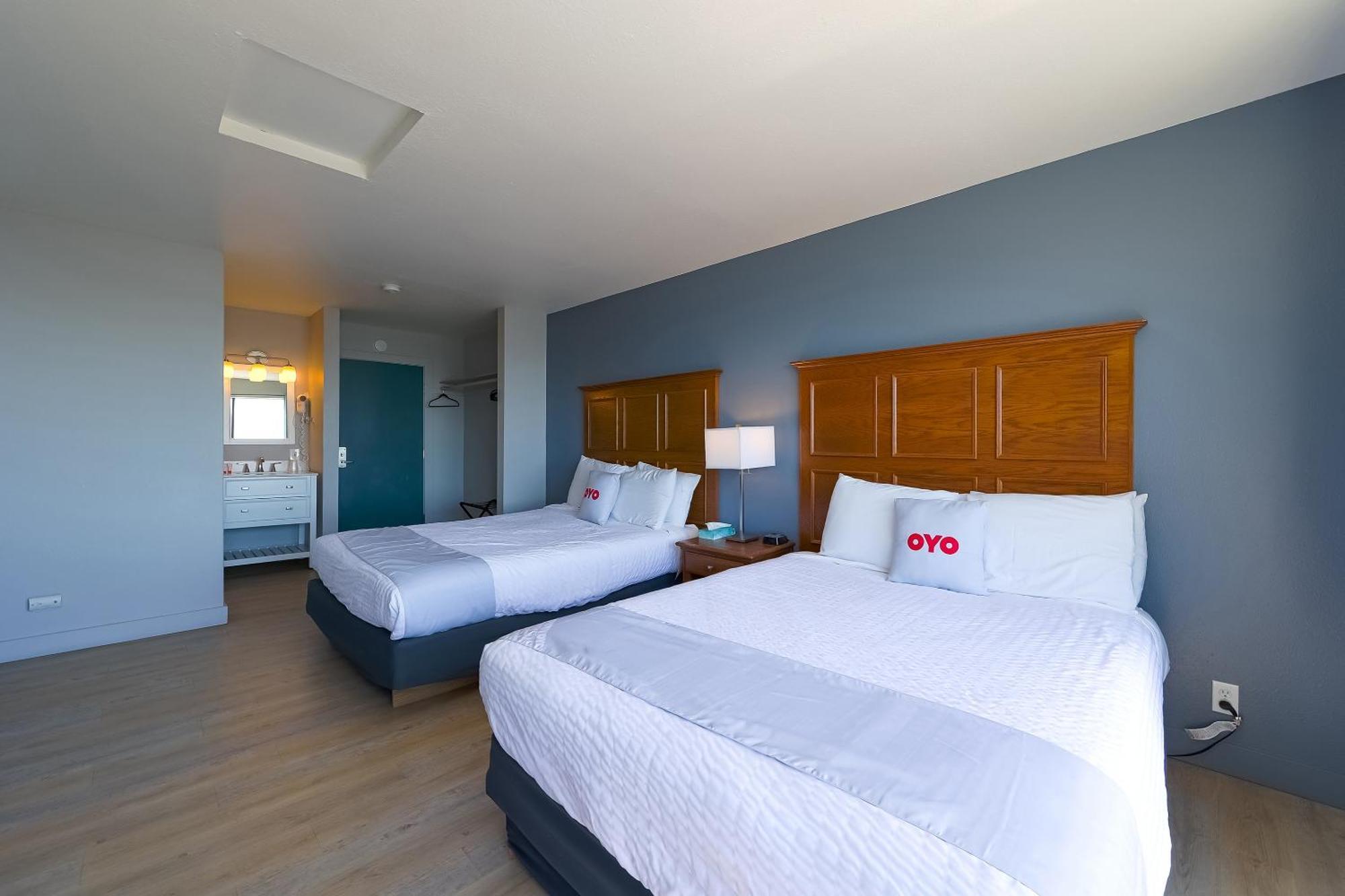 2 Queen Bed Ocean view