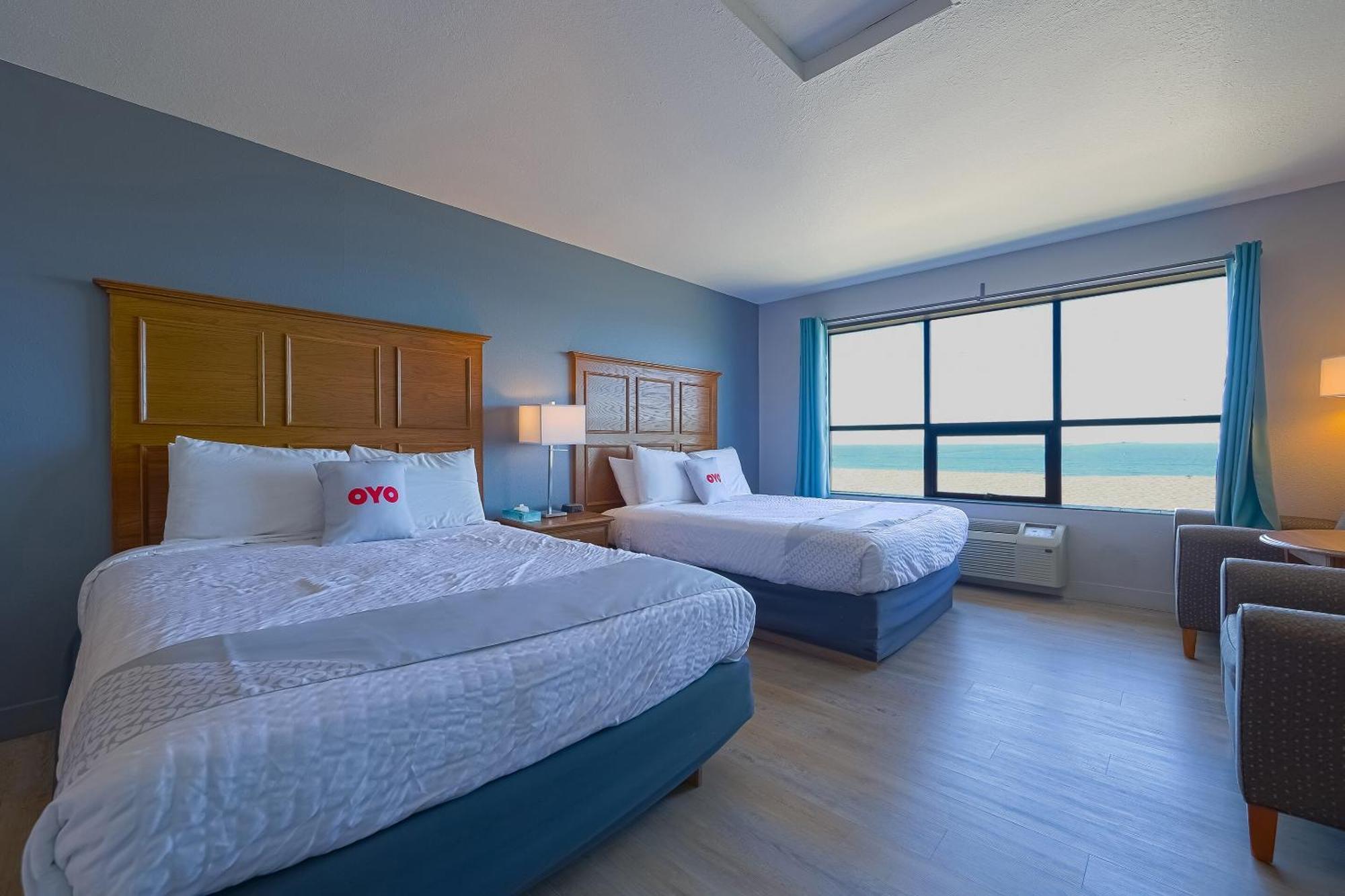 2 Queen Bed Ocean view