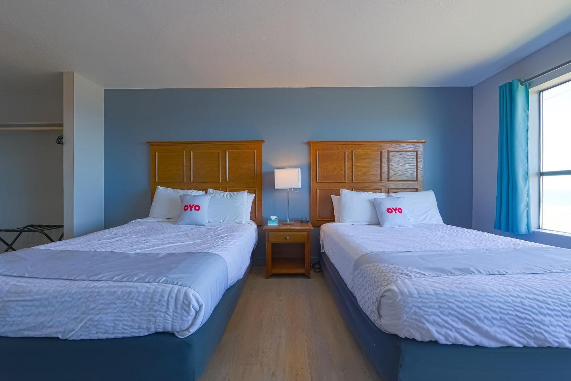 2 Queen Bed Ocean view