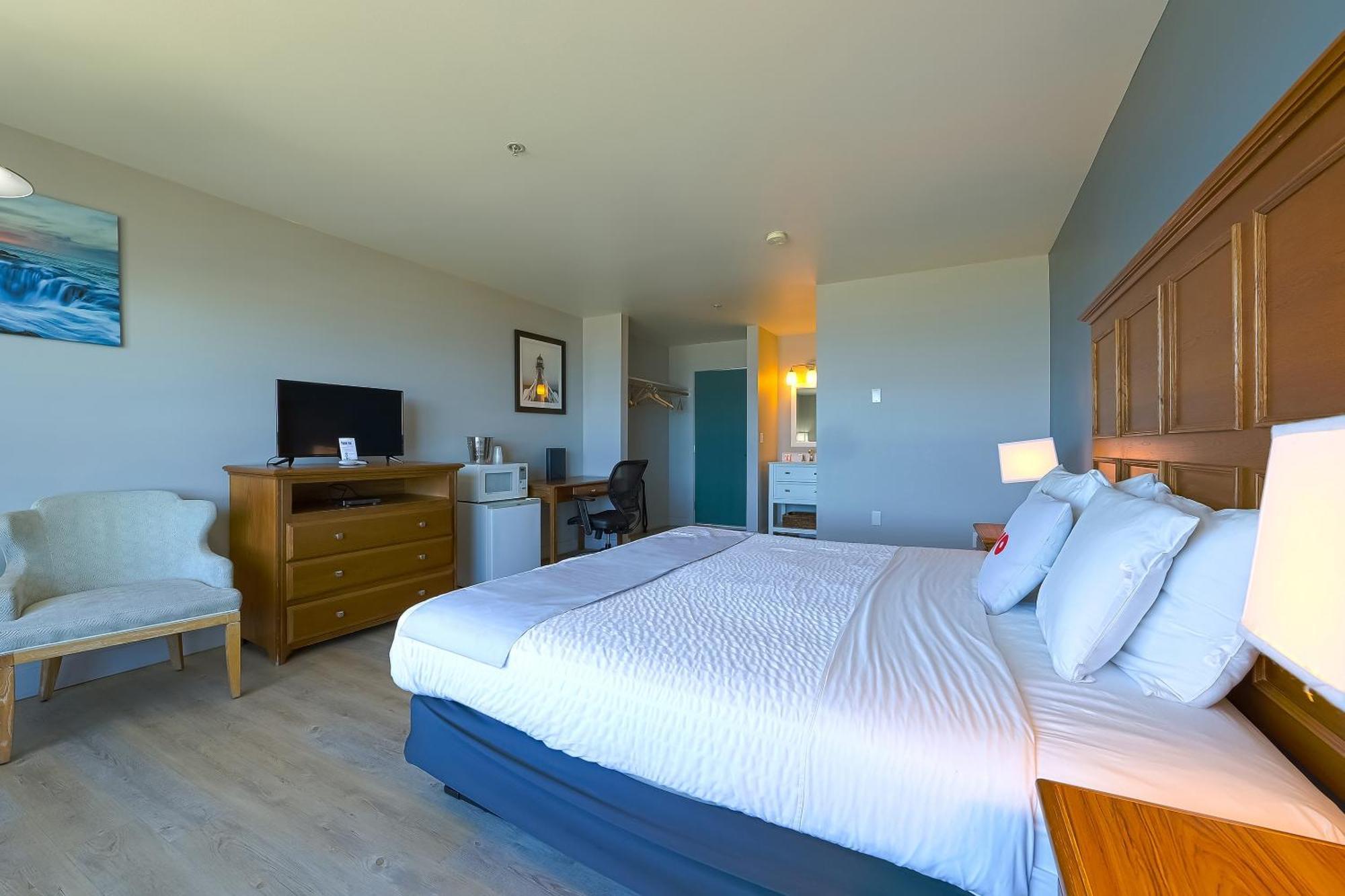 King Bed Ocean view