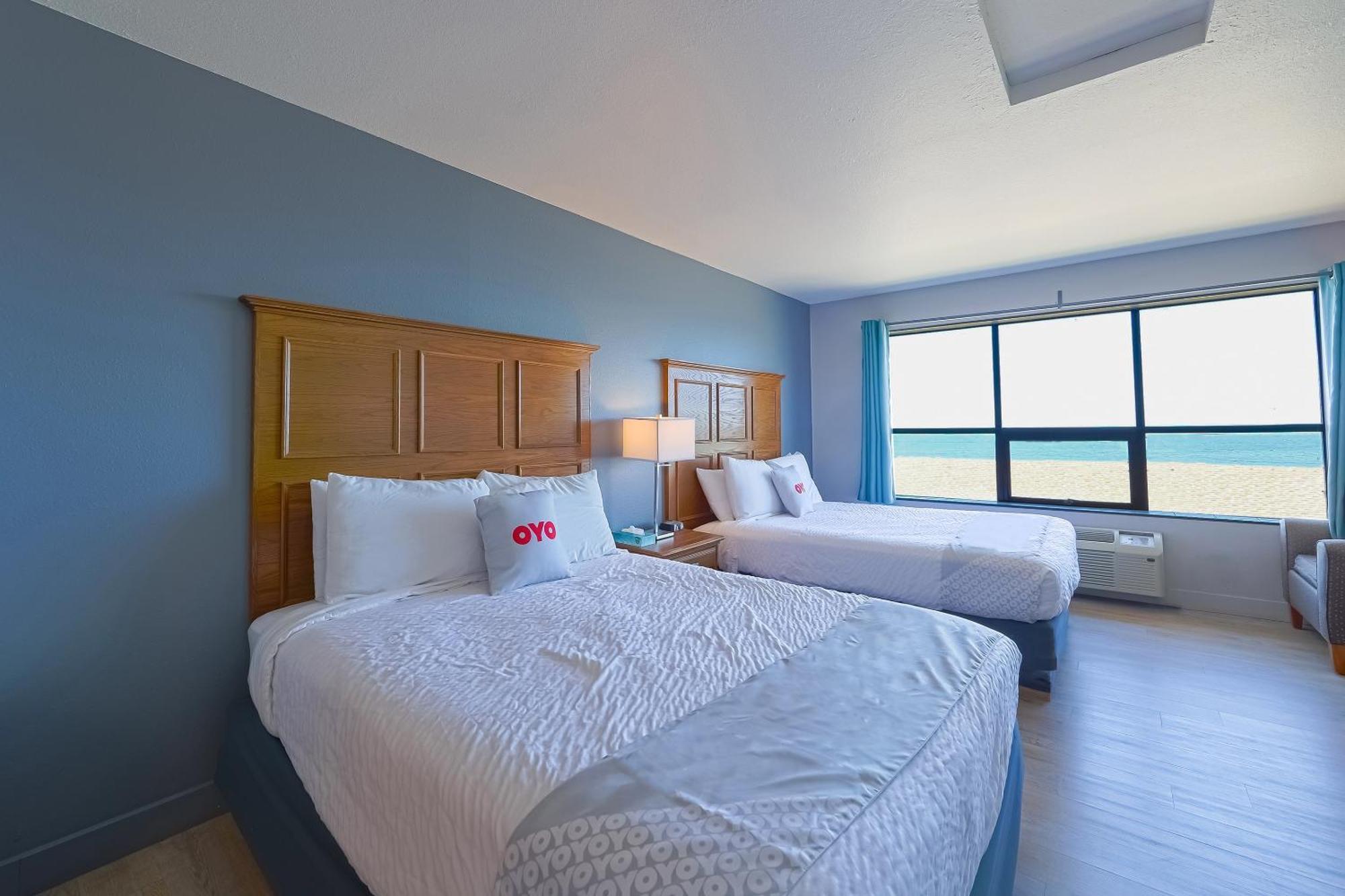 2 Queen Bed Ocean view