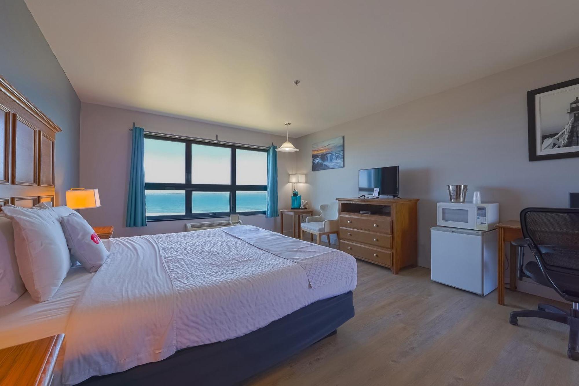 King Bed Ocean view