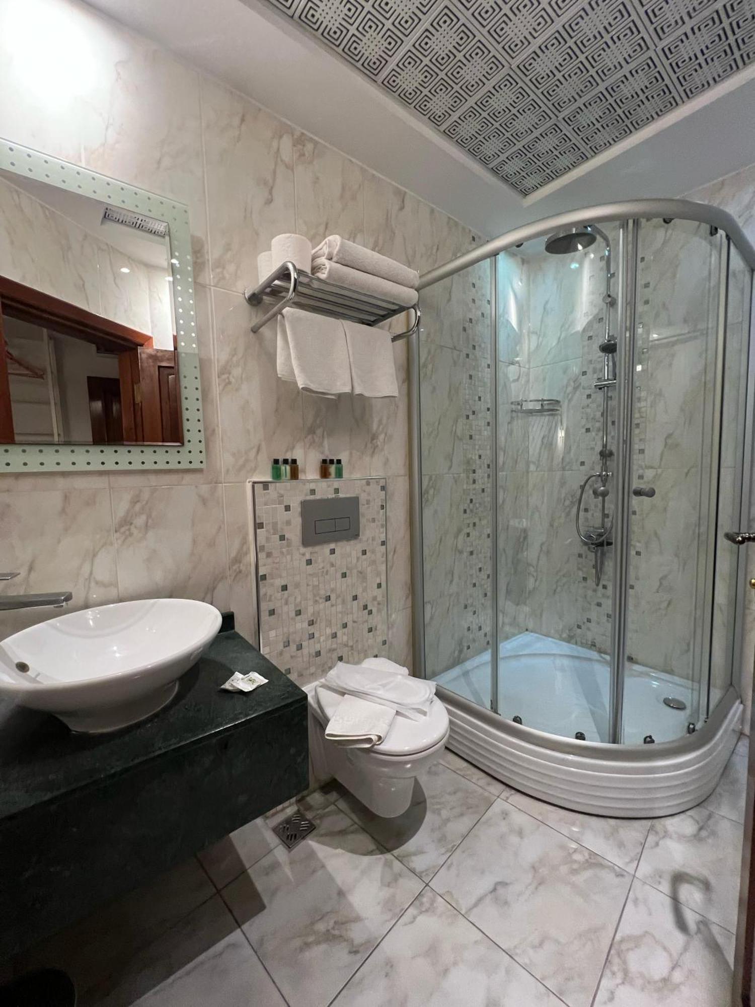 Single Room