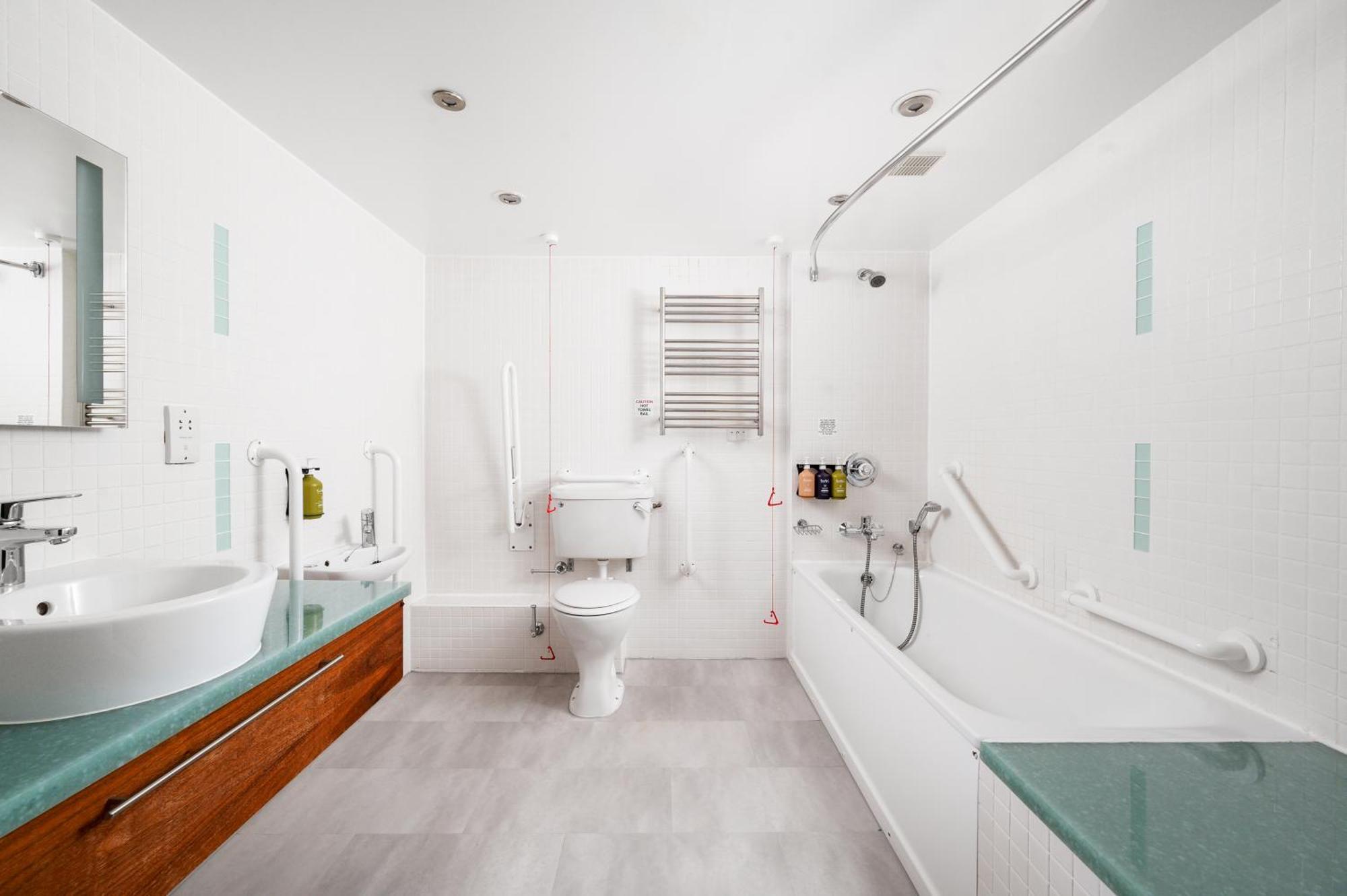 Standard Double Room - Disability Access,1662978643:JPEG