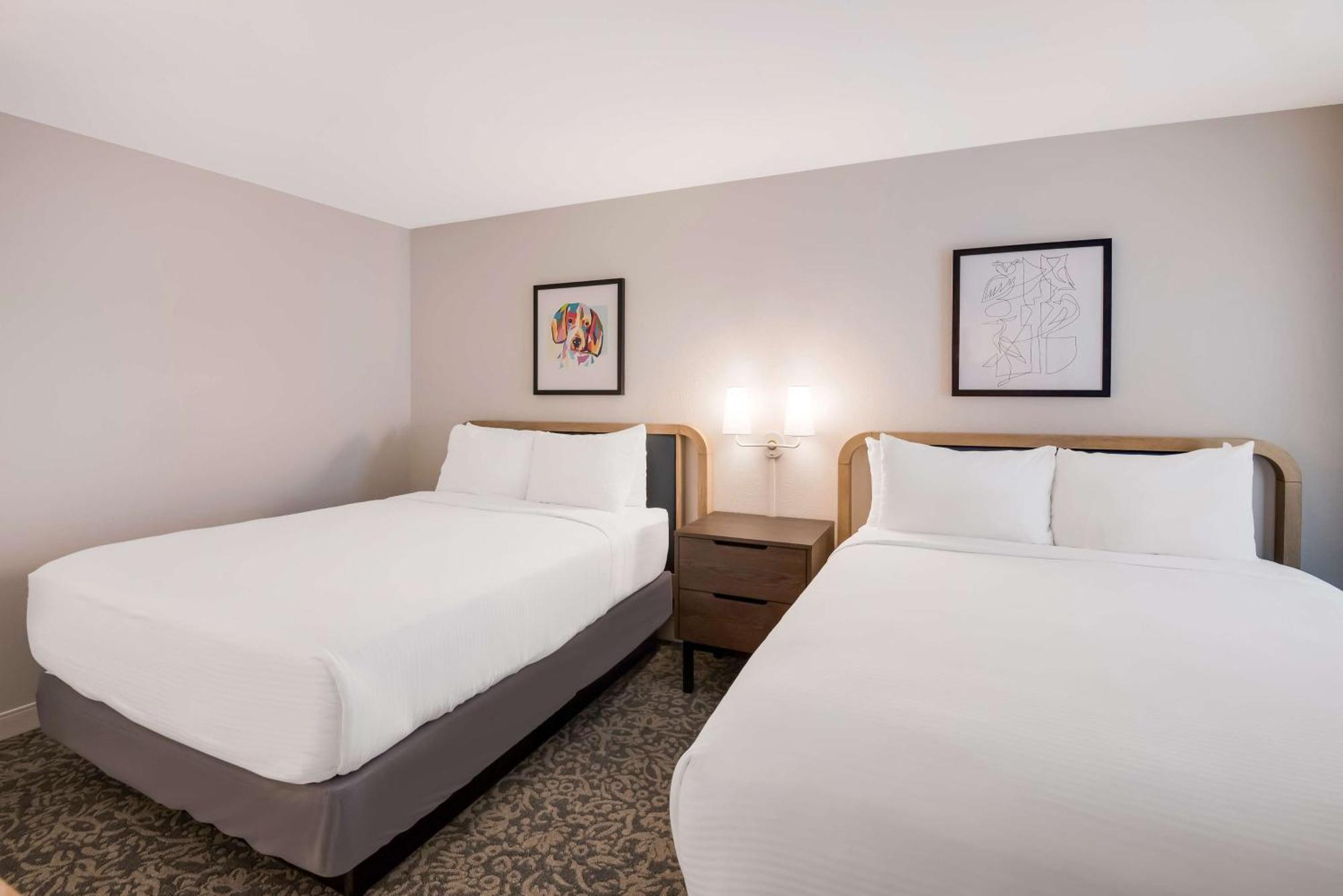 One-Bedroom Suite Two Double Beds