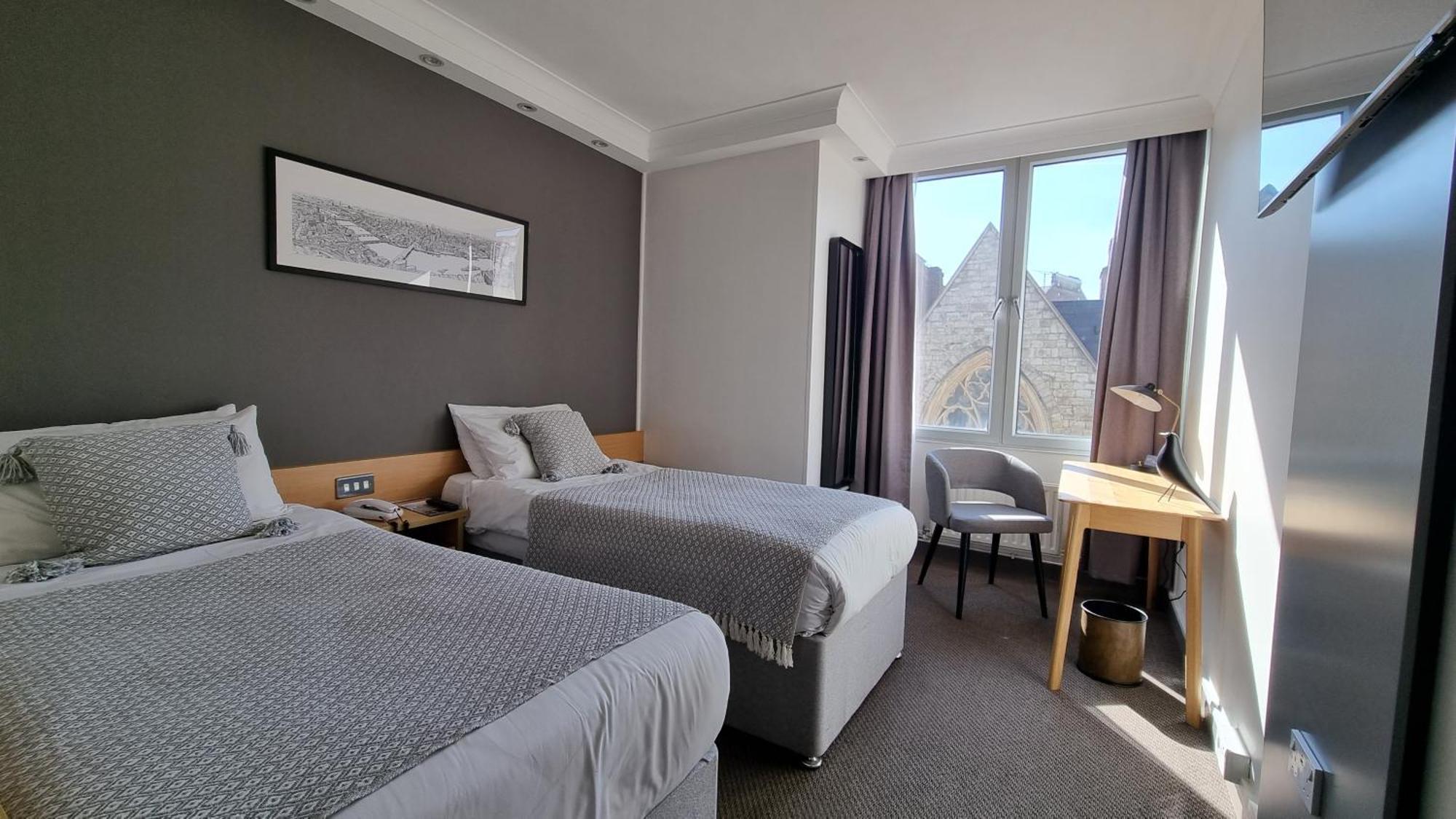 Superior Plus Twin Room