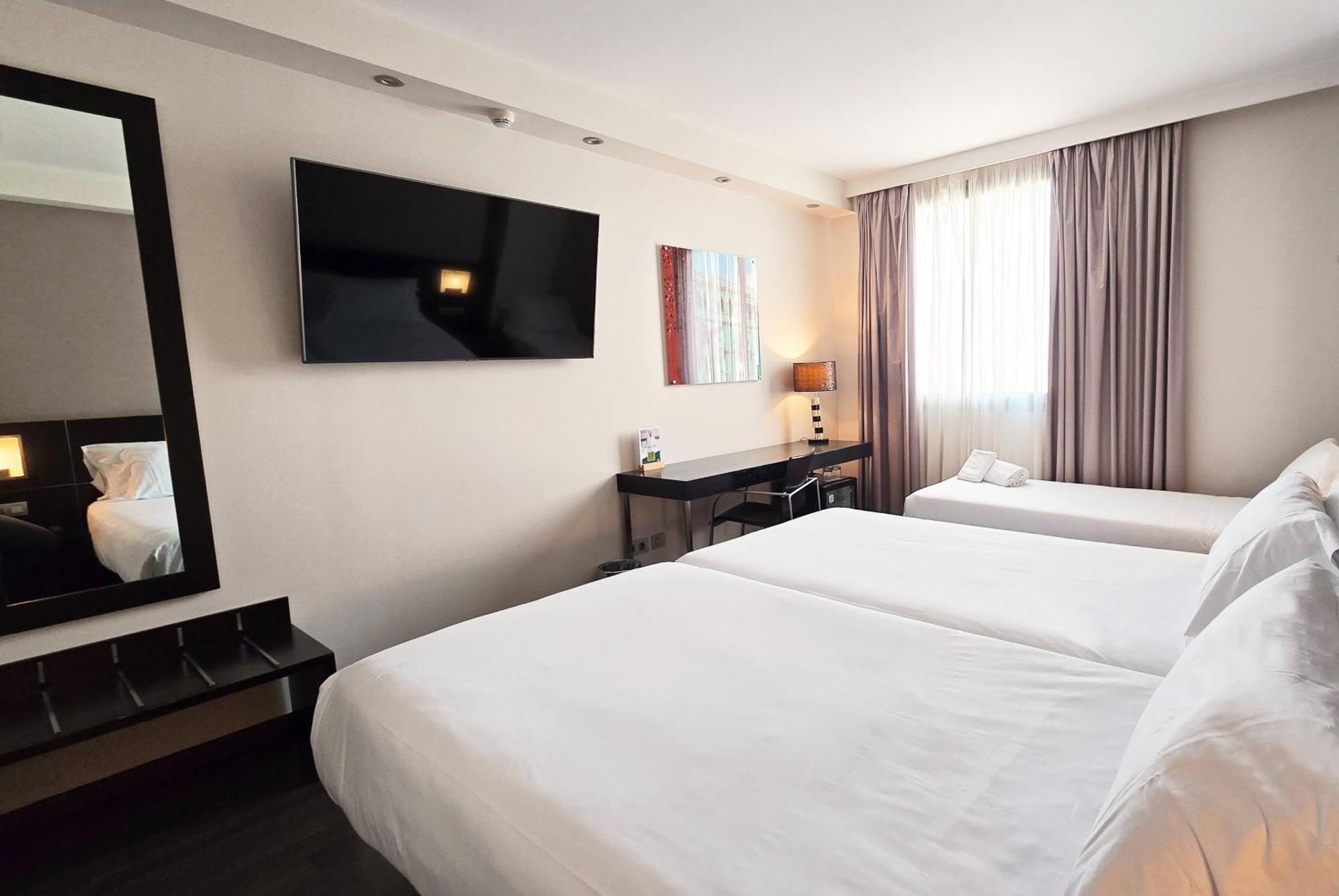 Twin Room Extra Bed
