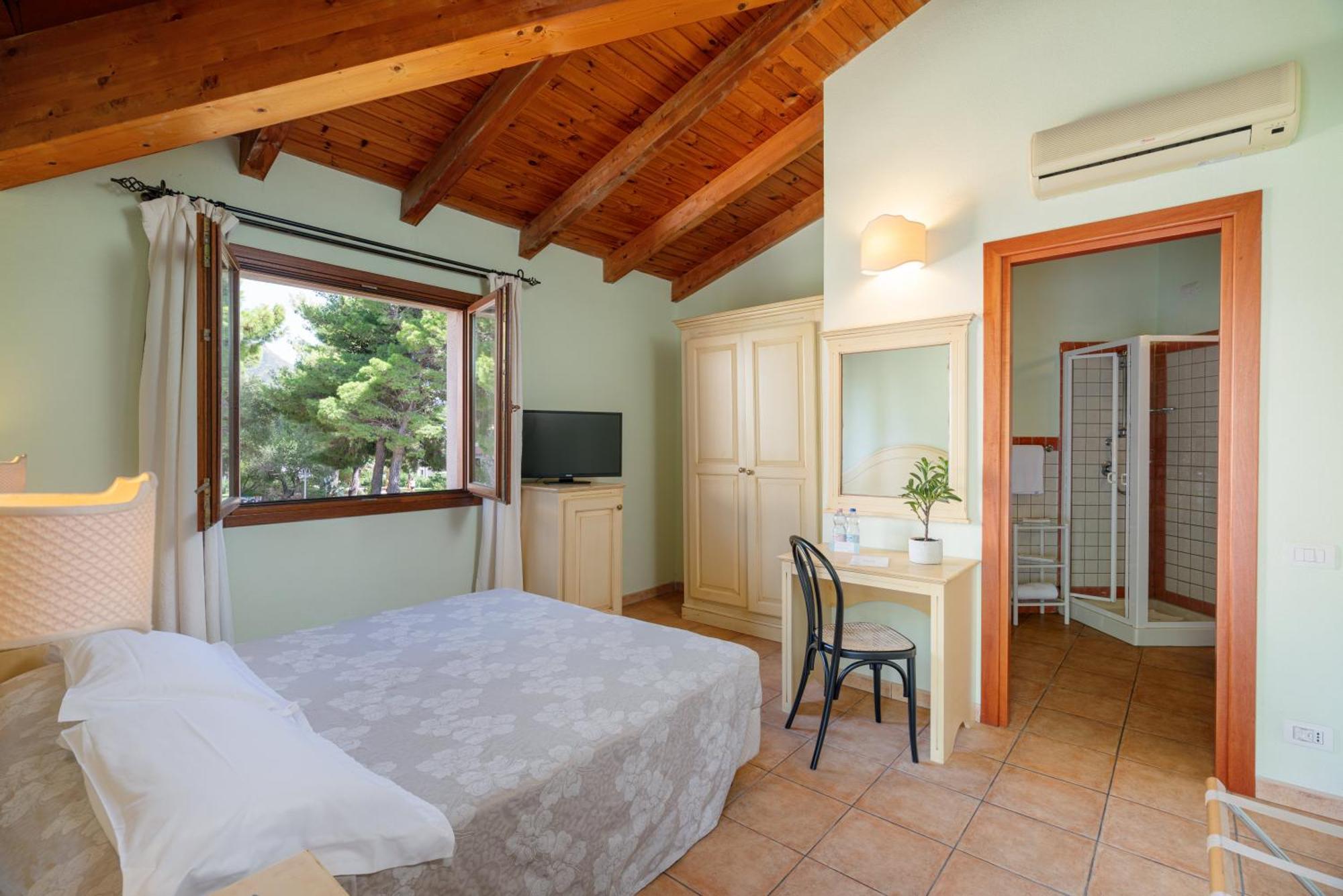 Triple Room,1658760590:JPEG