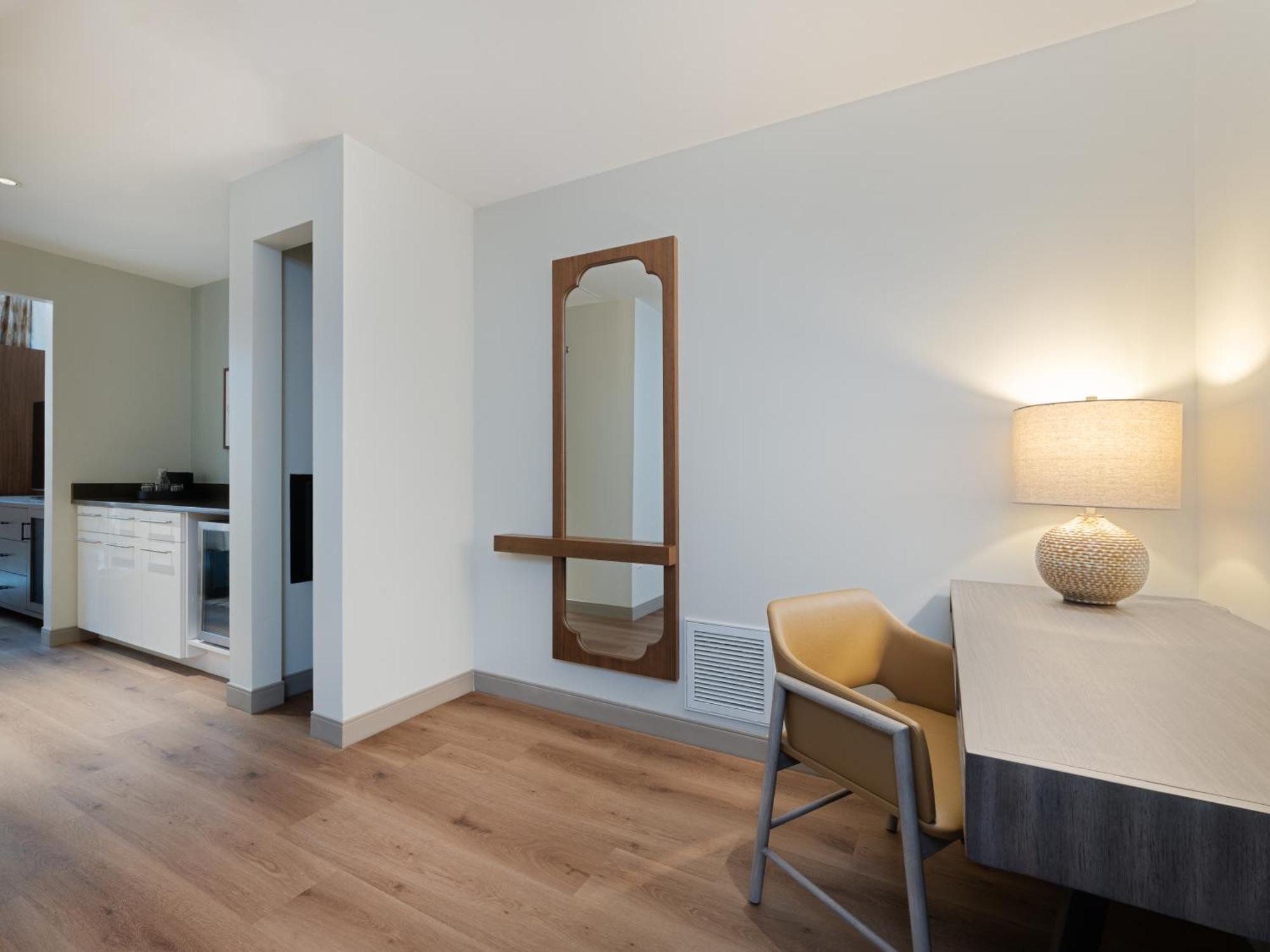 Queen Suite