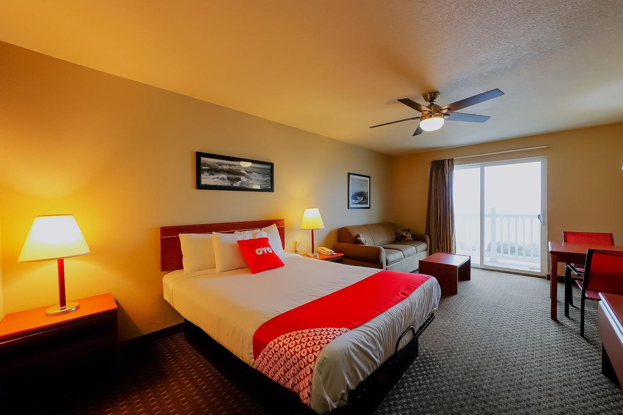 Queen Bed Accessible Ocean View