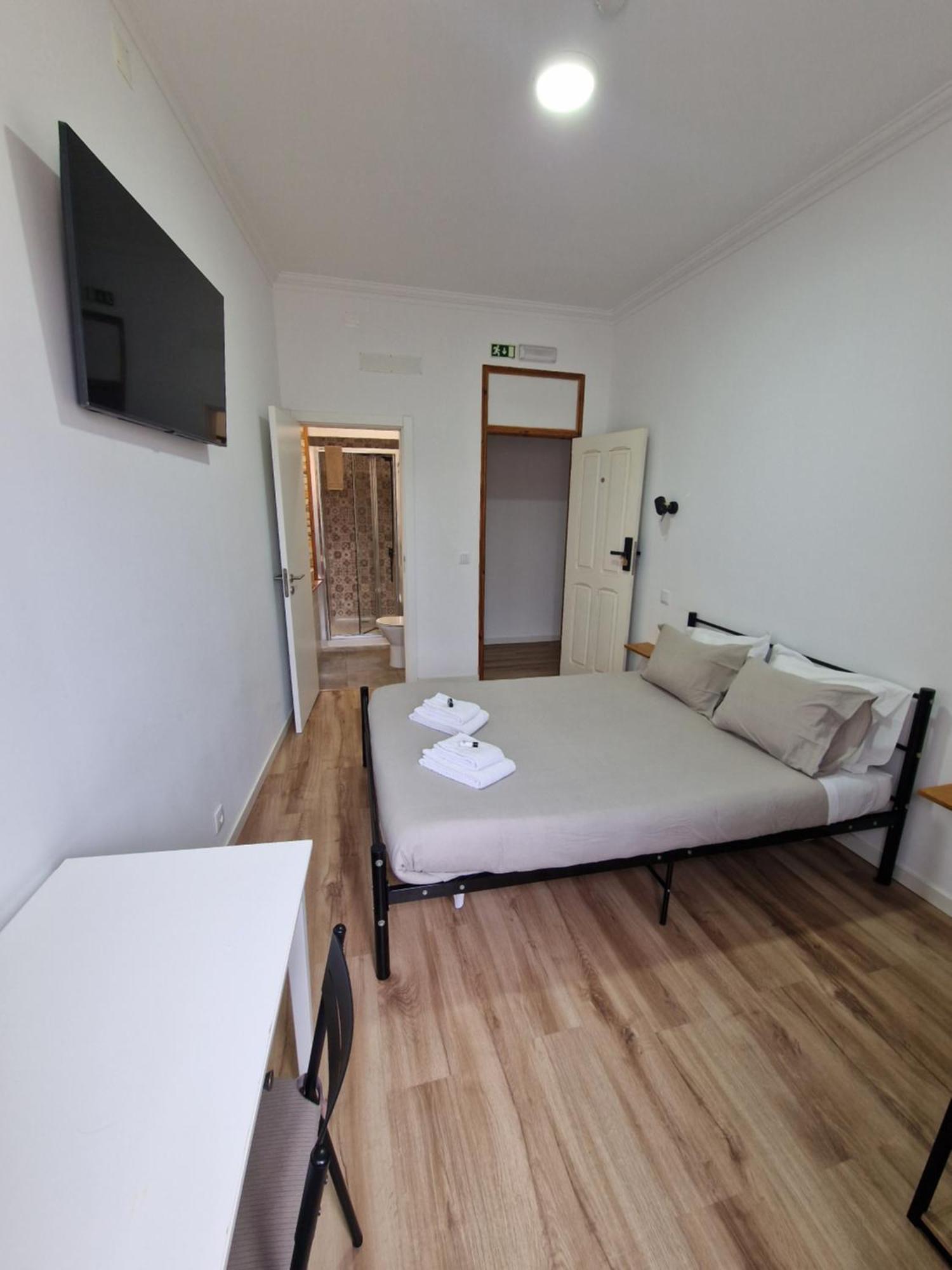Double Room Private Bathroom