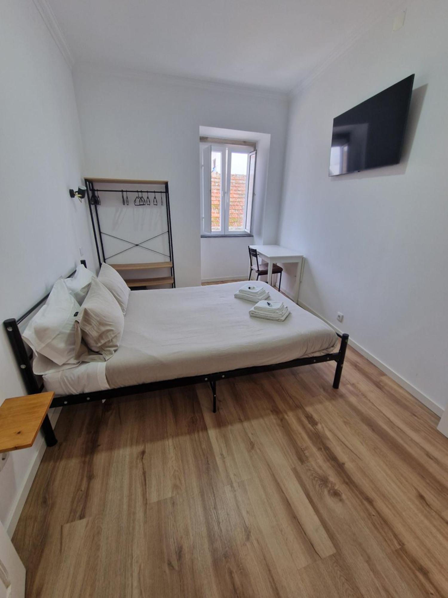 Double Room Private Bathroom