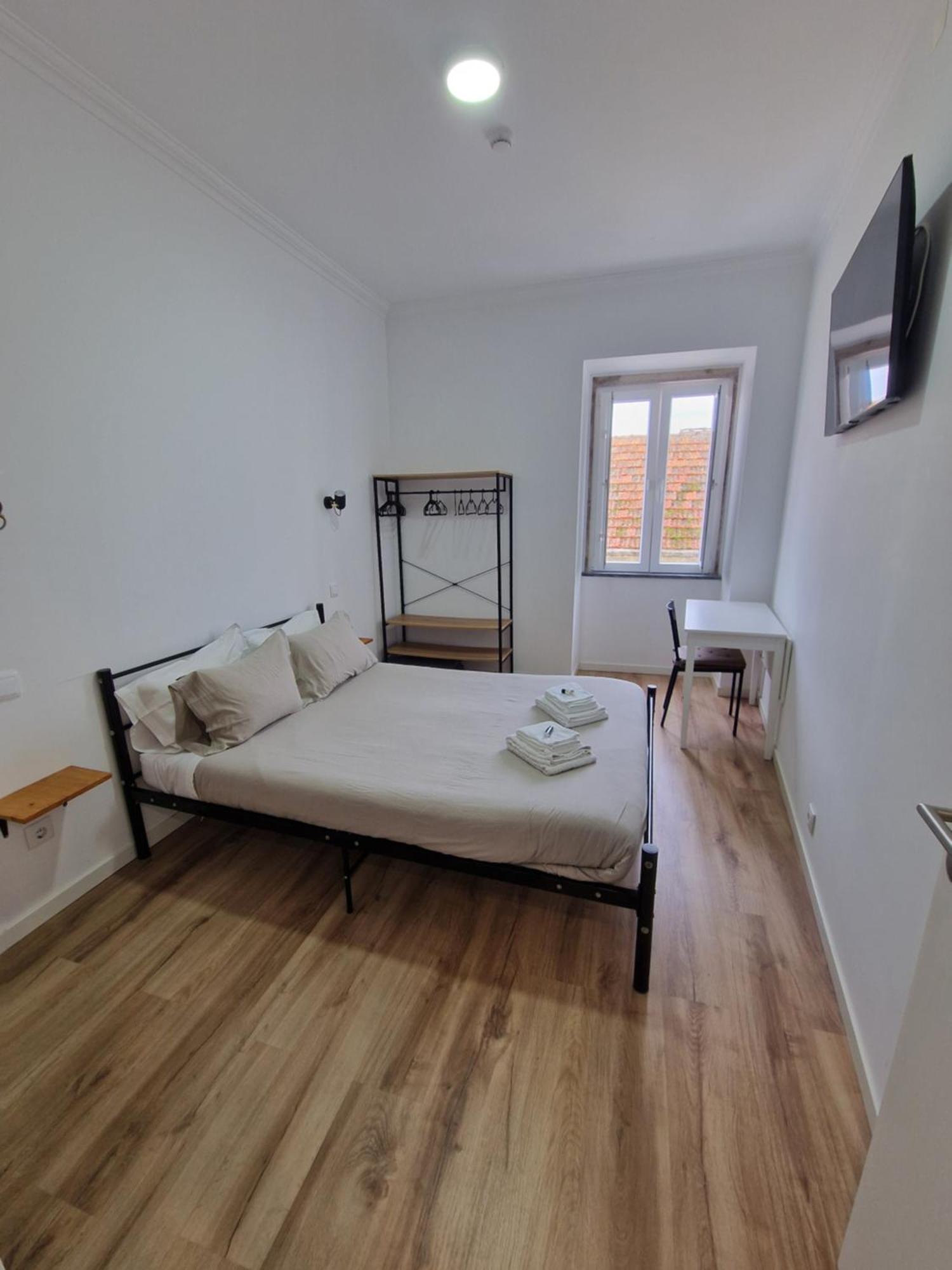 Double Room Private Bathroom