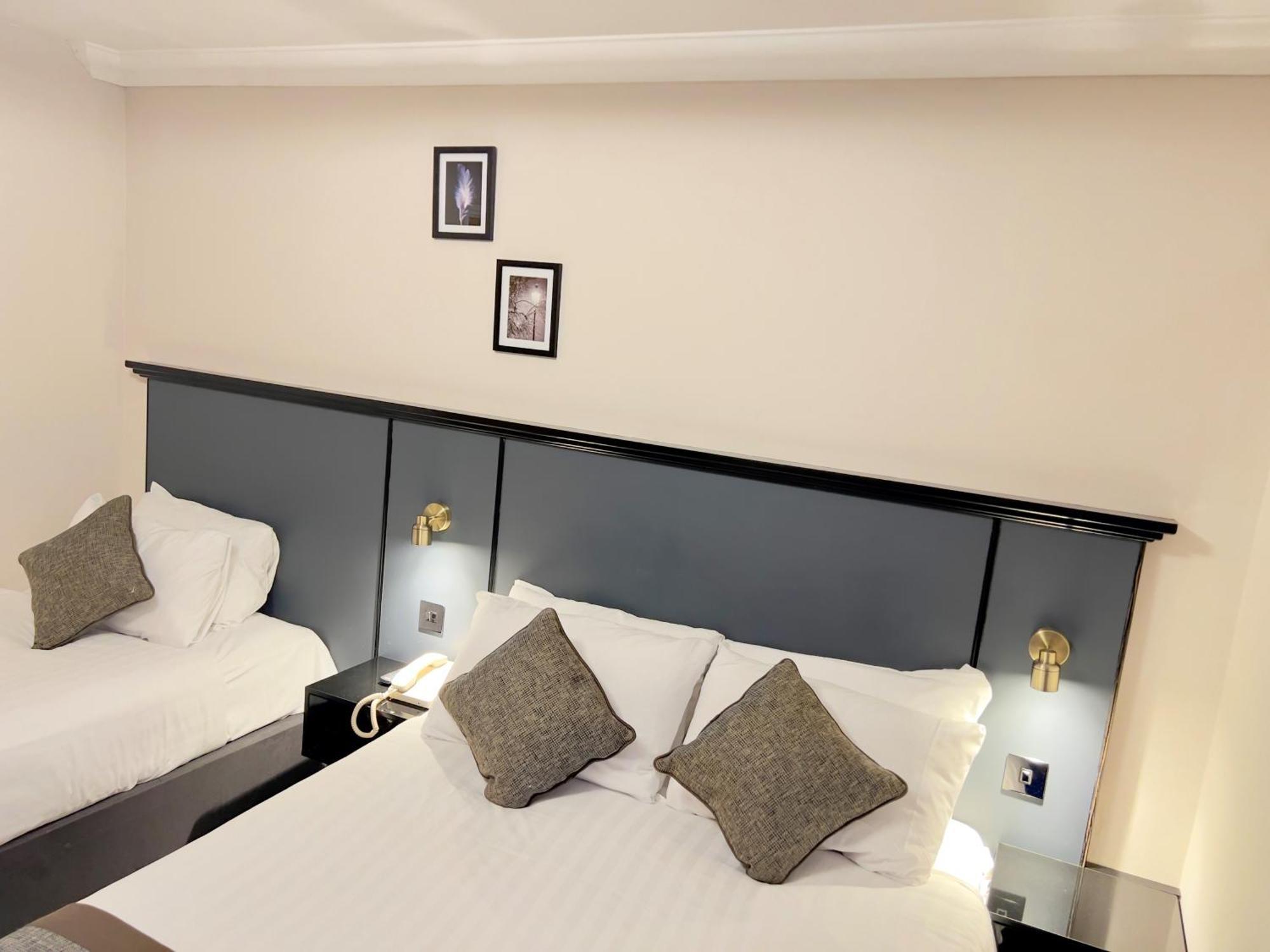 Family Room One Double Bed One Single Bed Non-Smoking