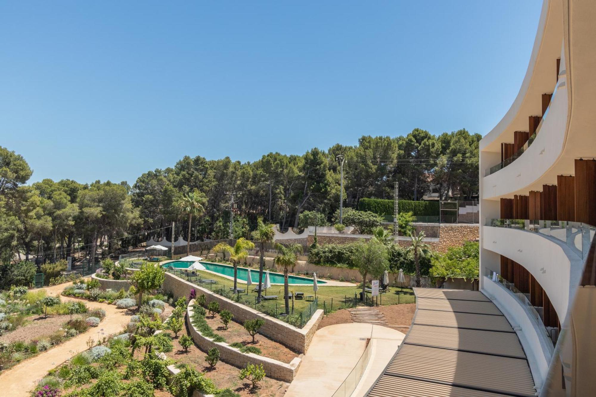 Double or Twin Room Balcony