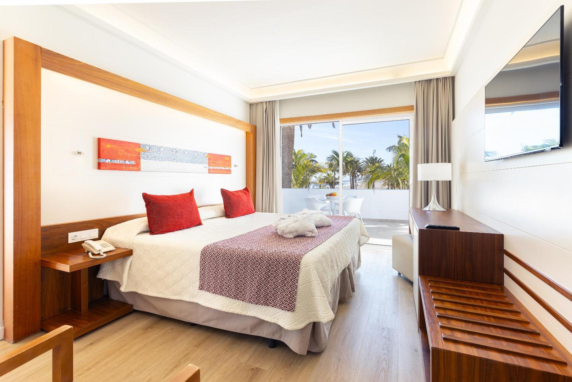 Junior Suite Pool View