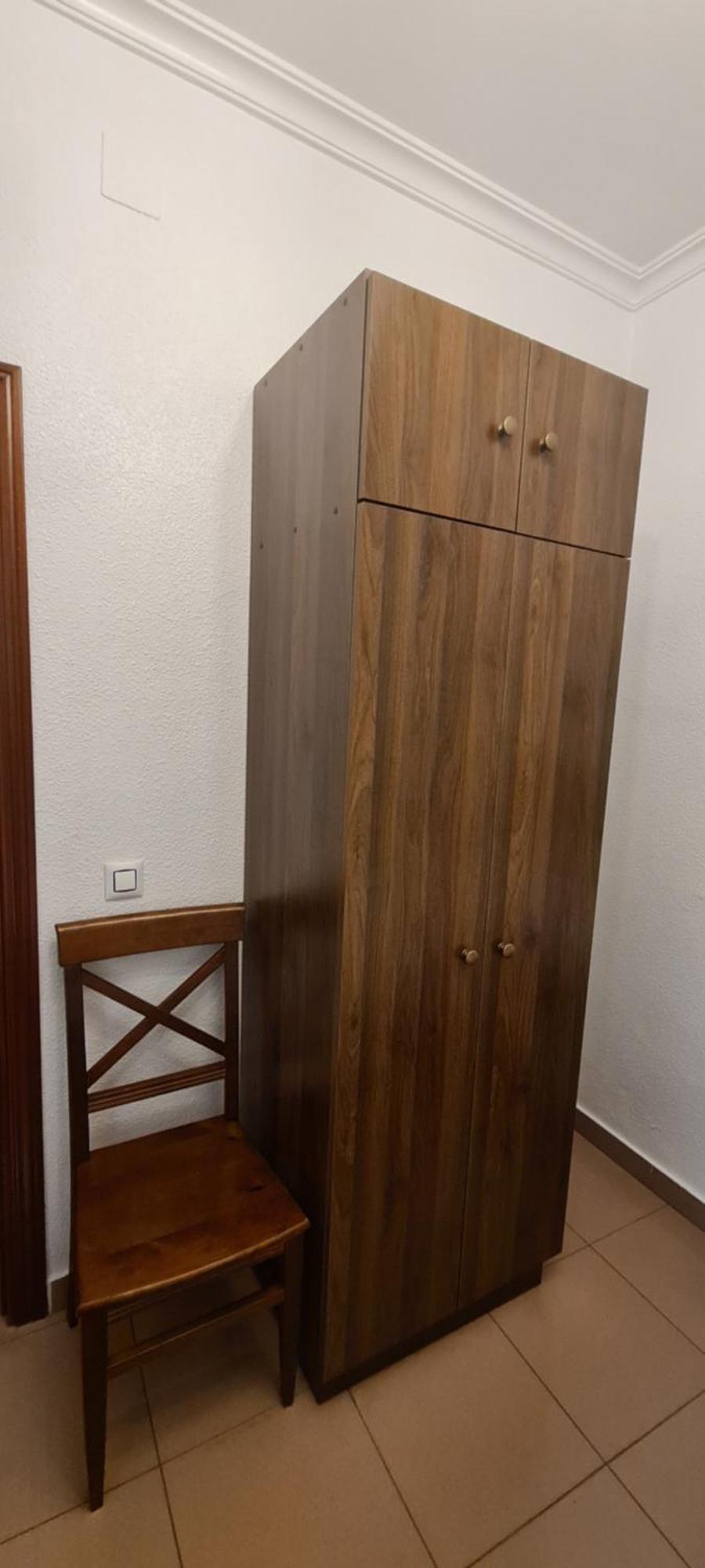 Single Room External Private Bathroom