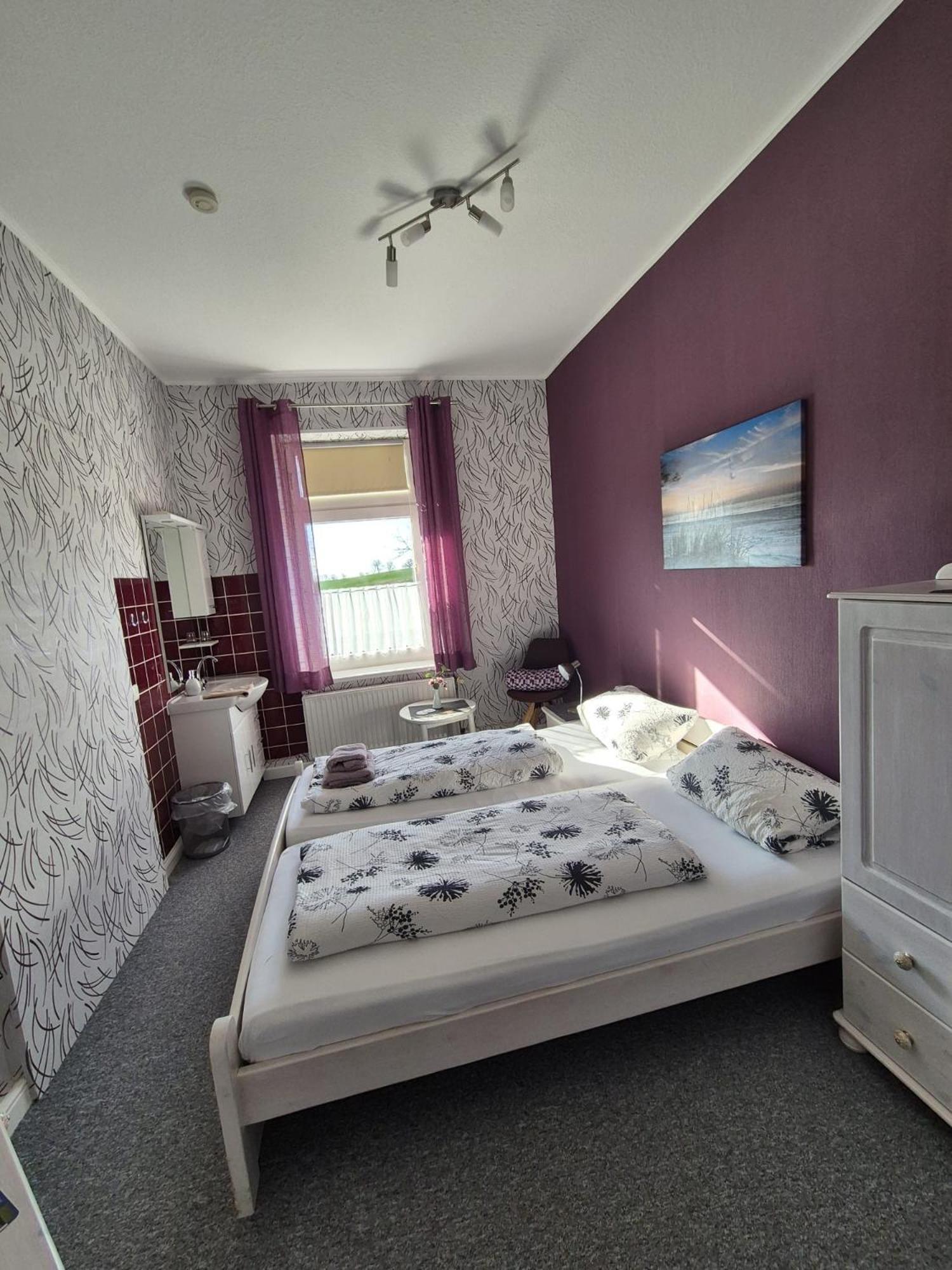 Double Room Private External Bathroom