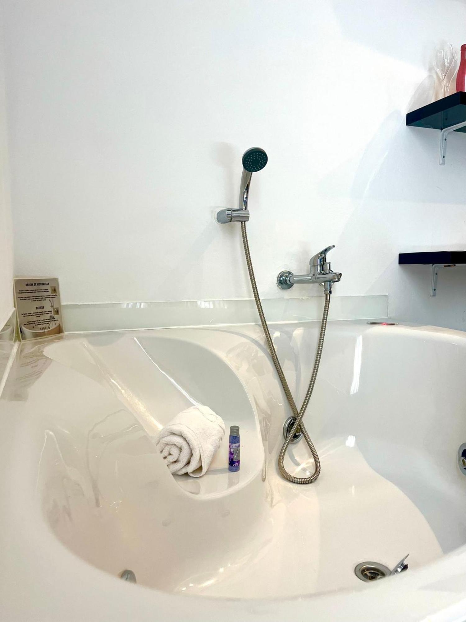 Double Room Spa Bath