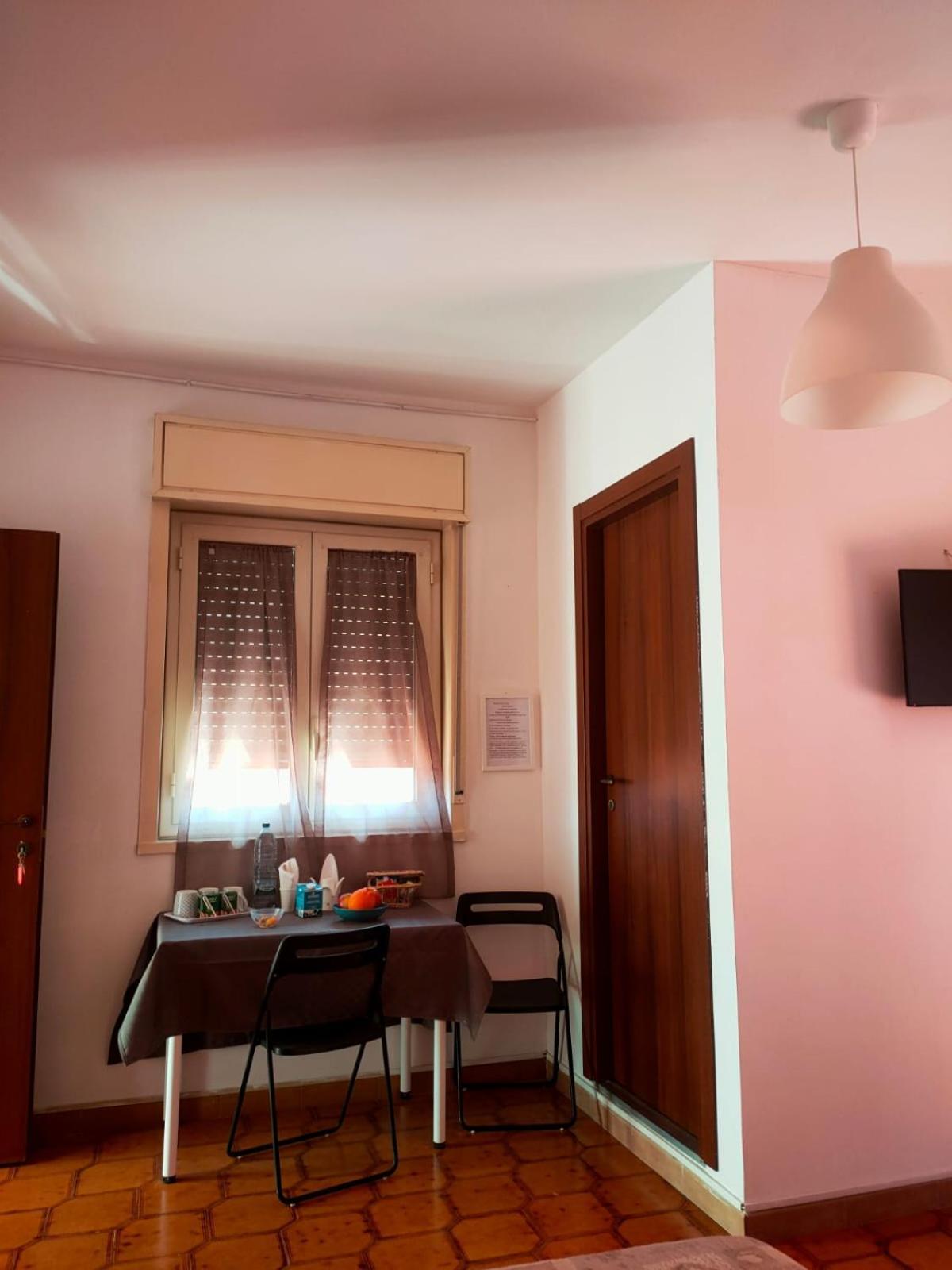 Quadruple Room Private Bathroom