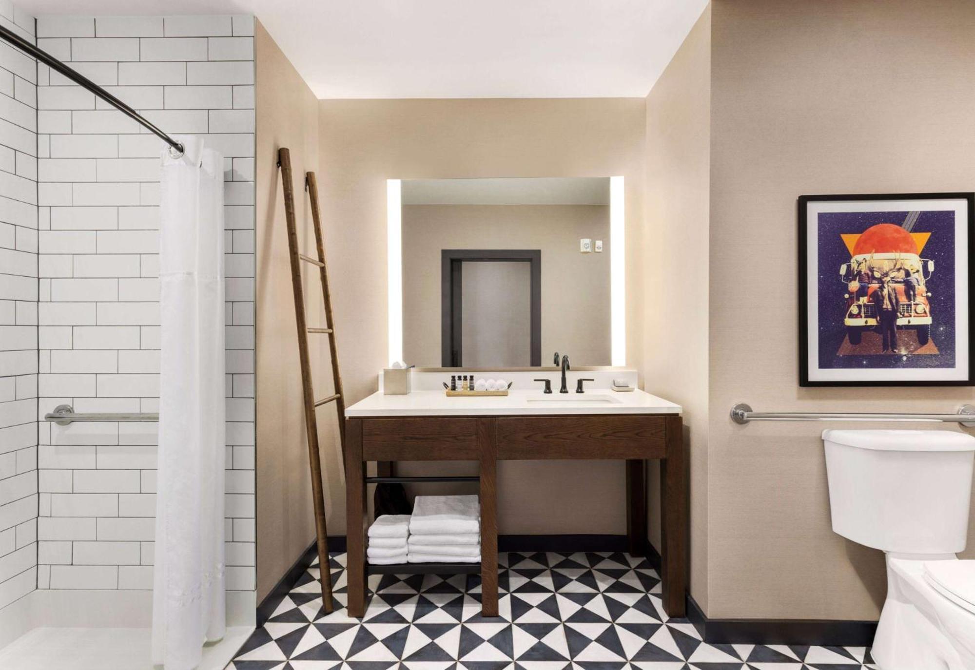 One Bedroom King Suite Mobility Accessible or Non-Smoking
