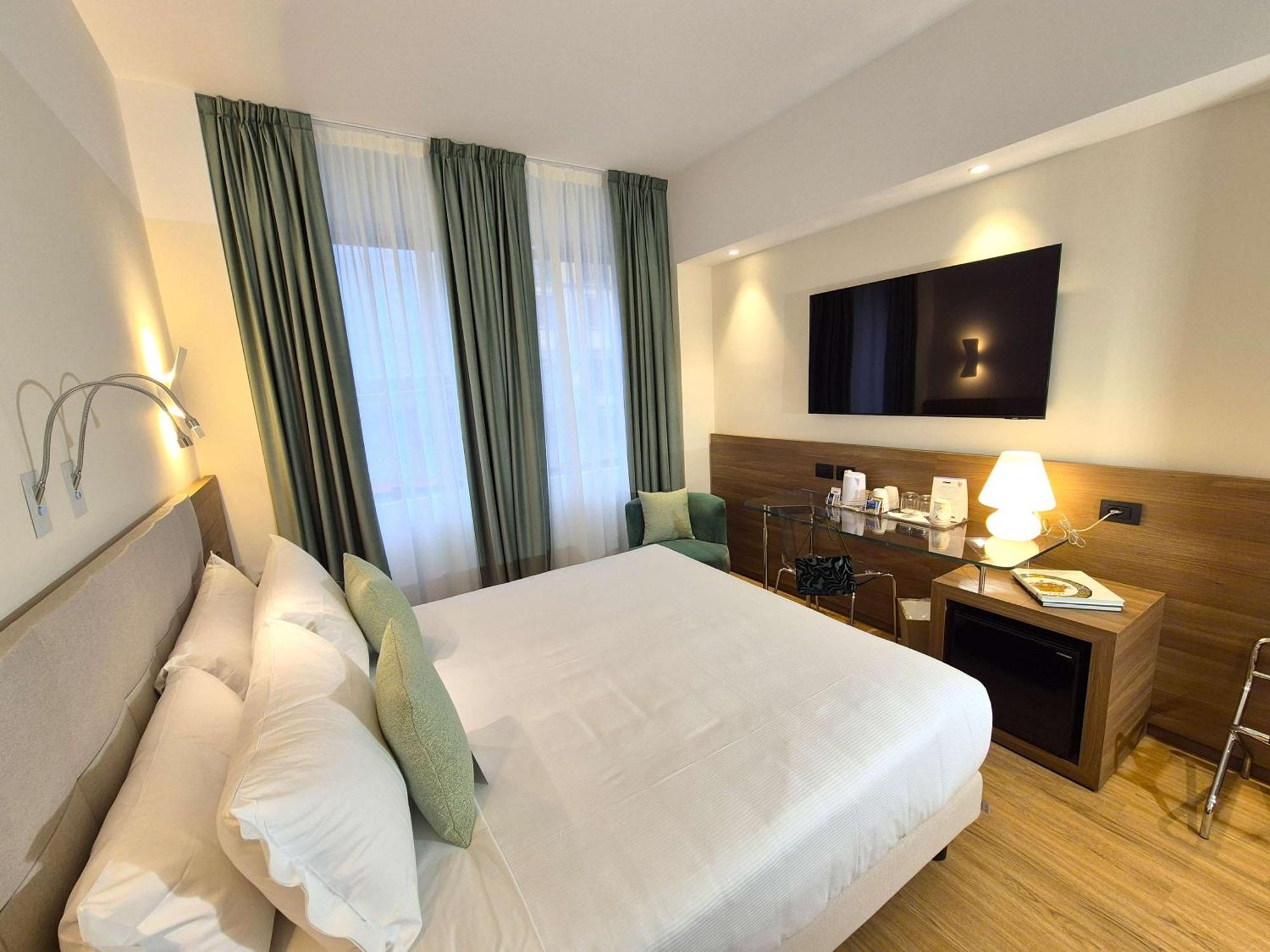 Comfort Queen Room