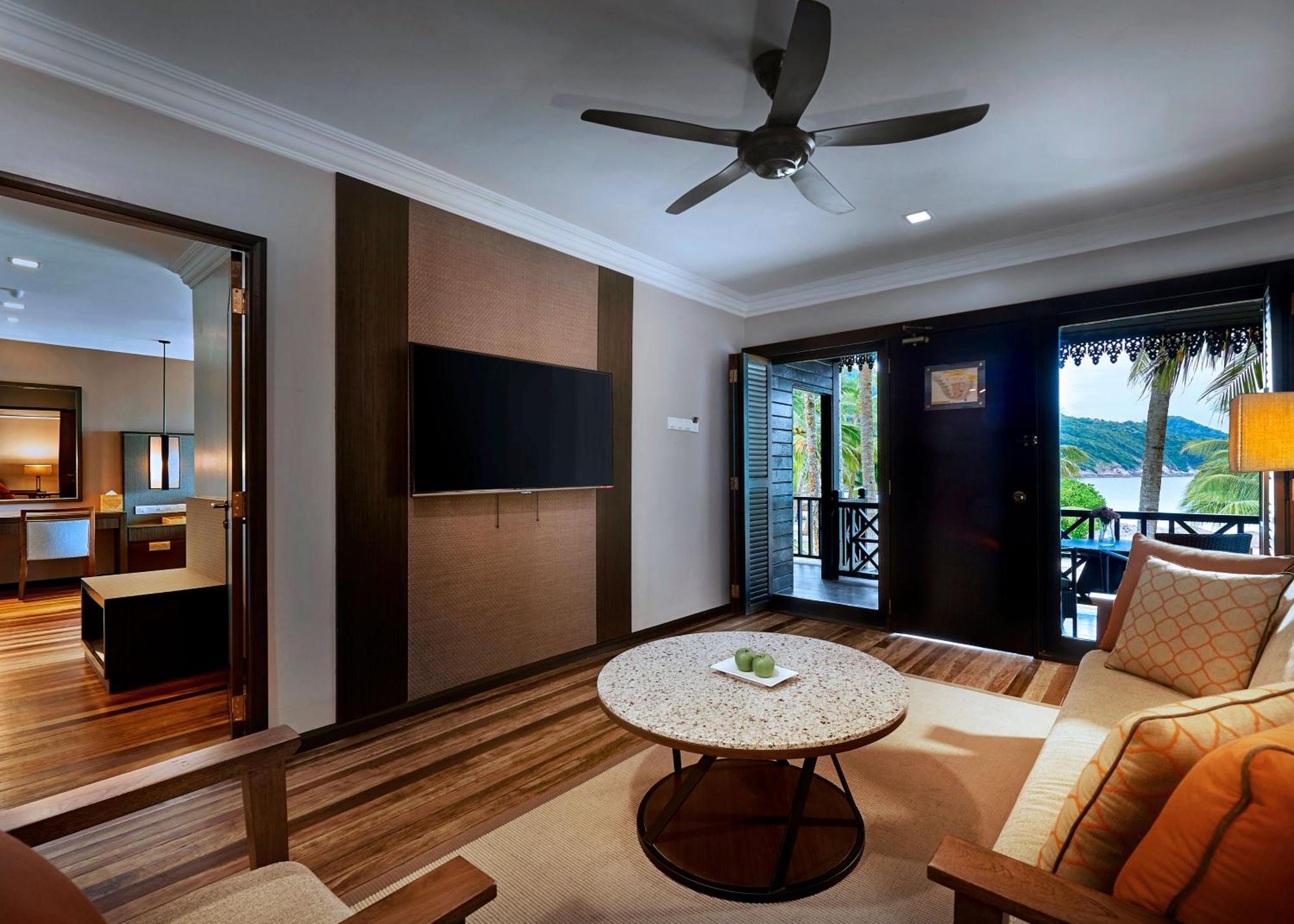 Ocean Front Suite