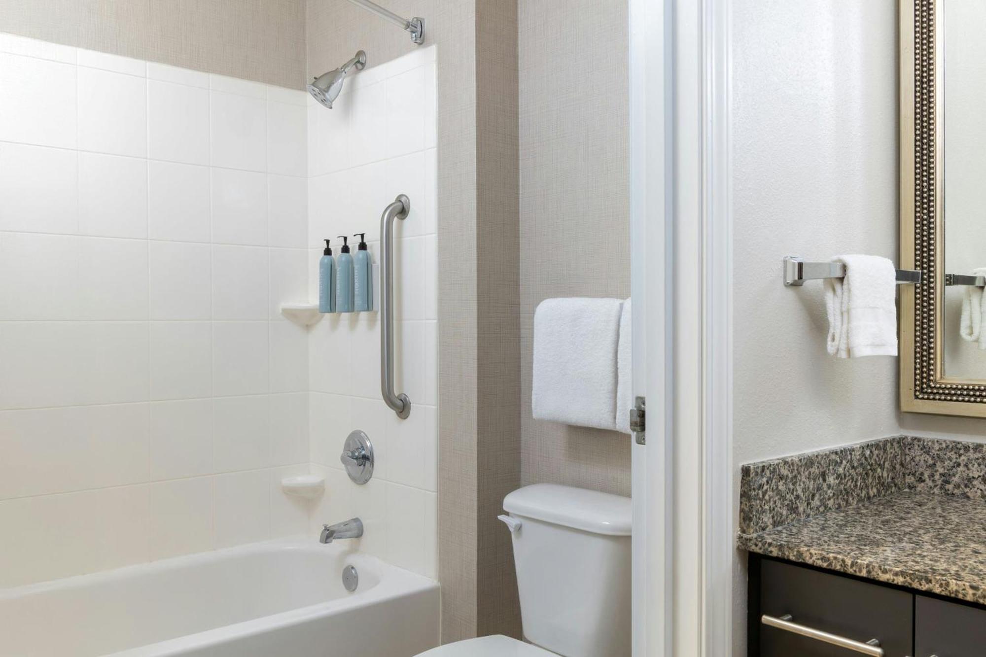 One-Bedroom Suite