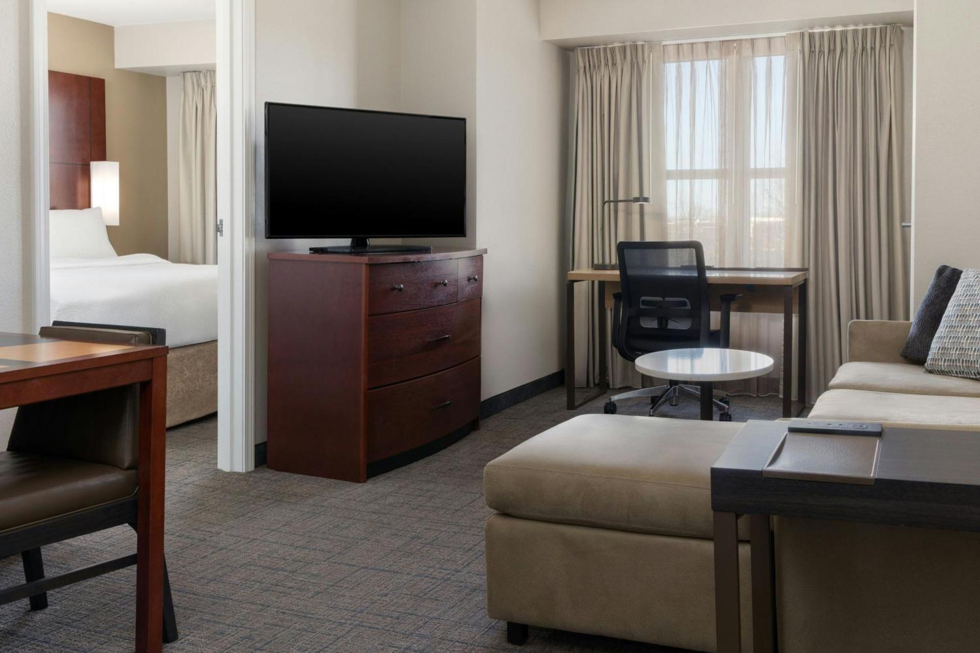 One-Bedroom Suite