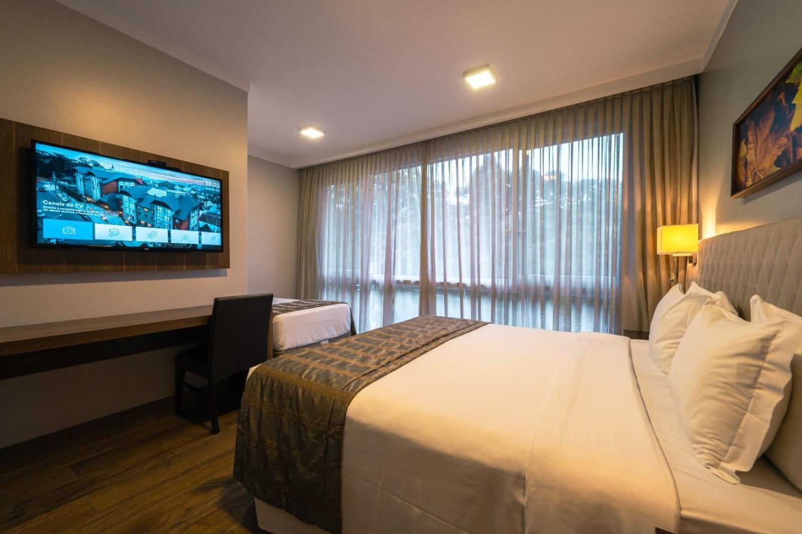 Premier Triple Room
