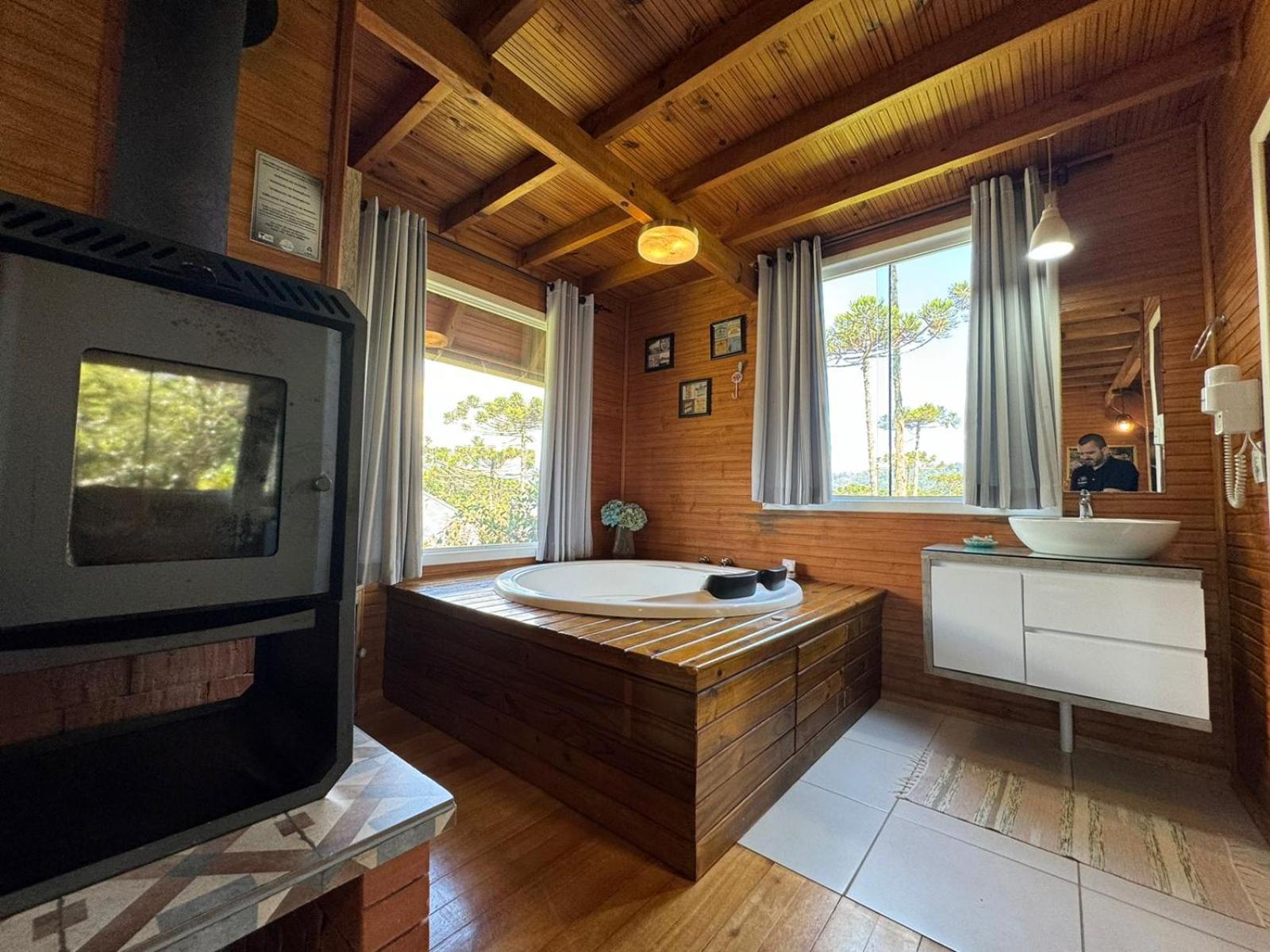 Superior Chalet