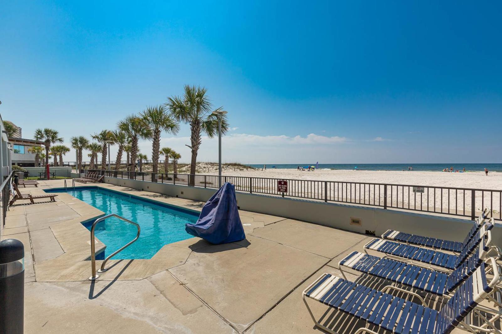 Suite – Gulf Front