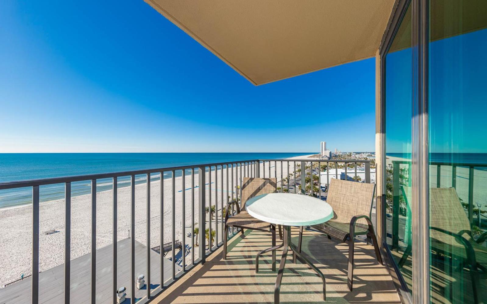 Suite – Gulf Front