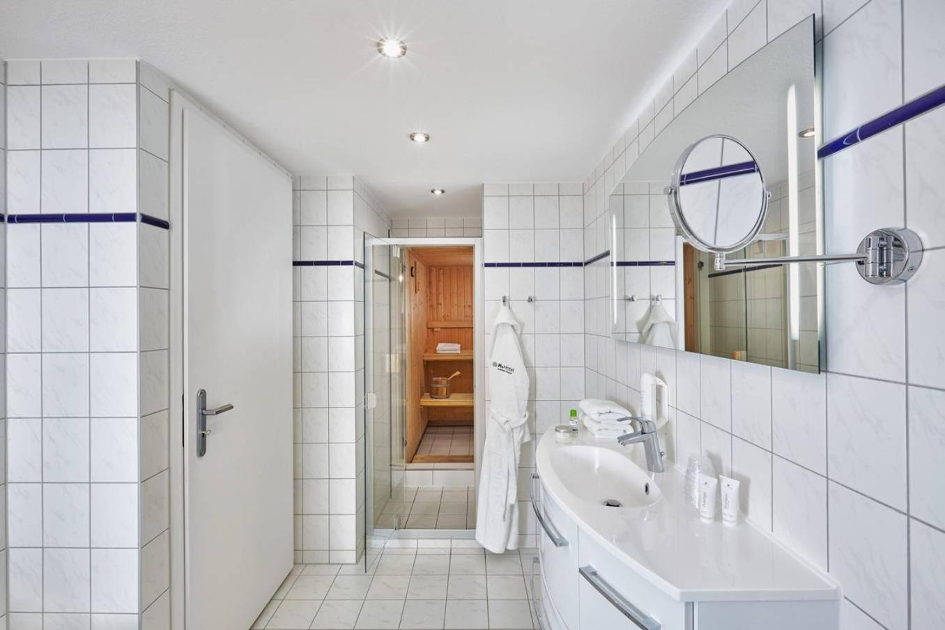 Two-Bedroom Apartment Sauna