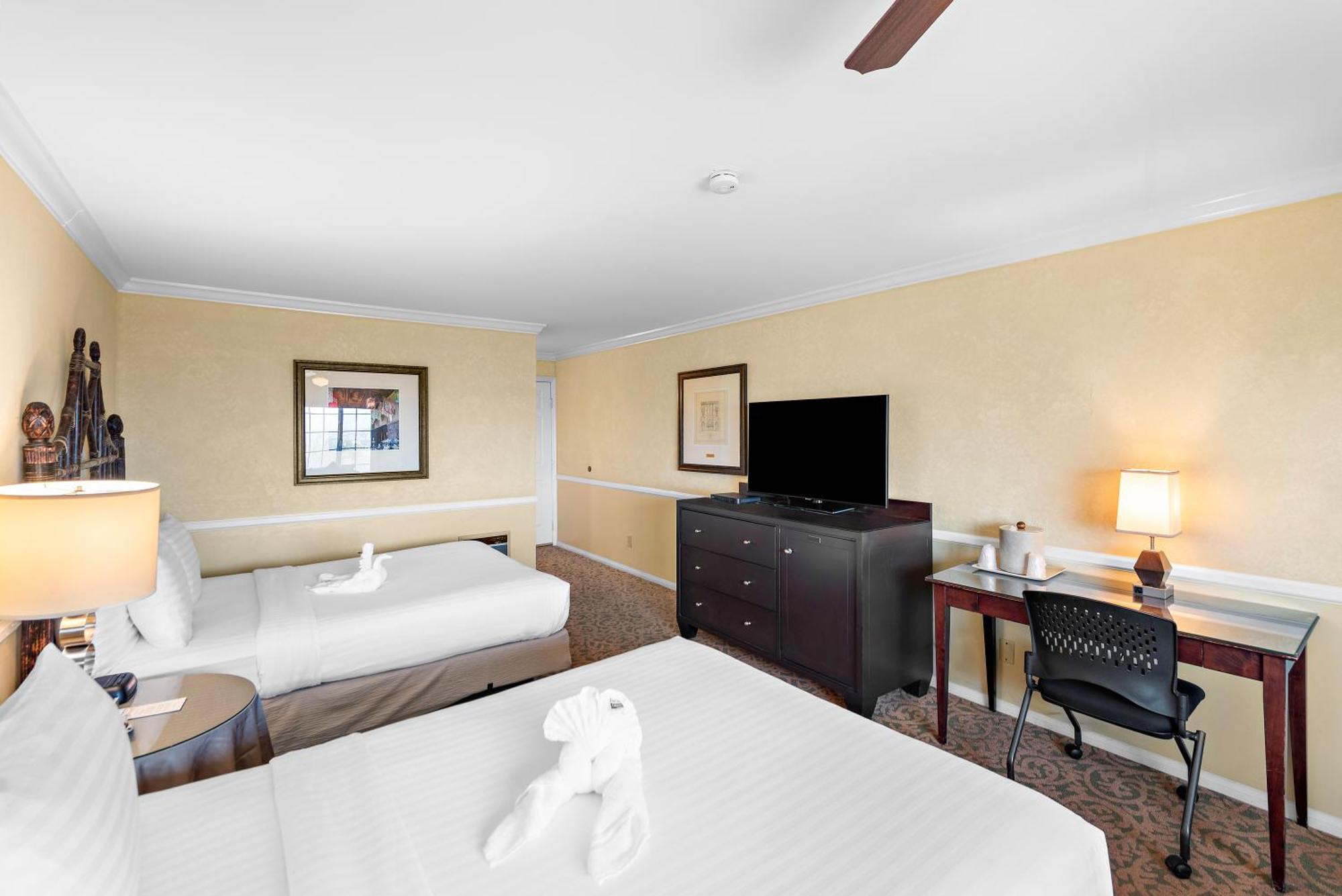 Standard Queen Room Two Queen Beds