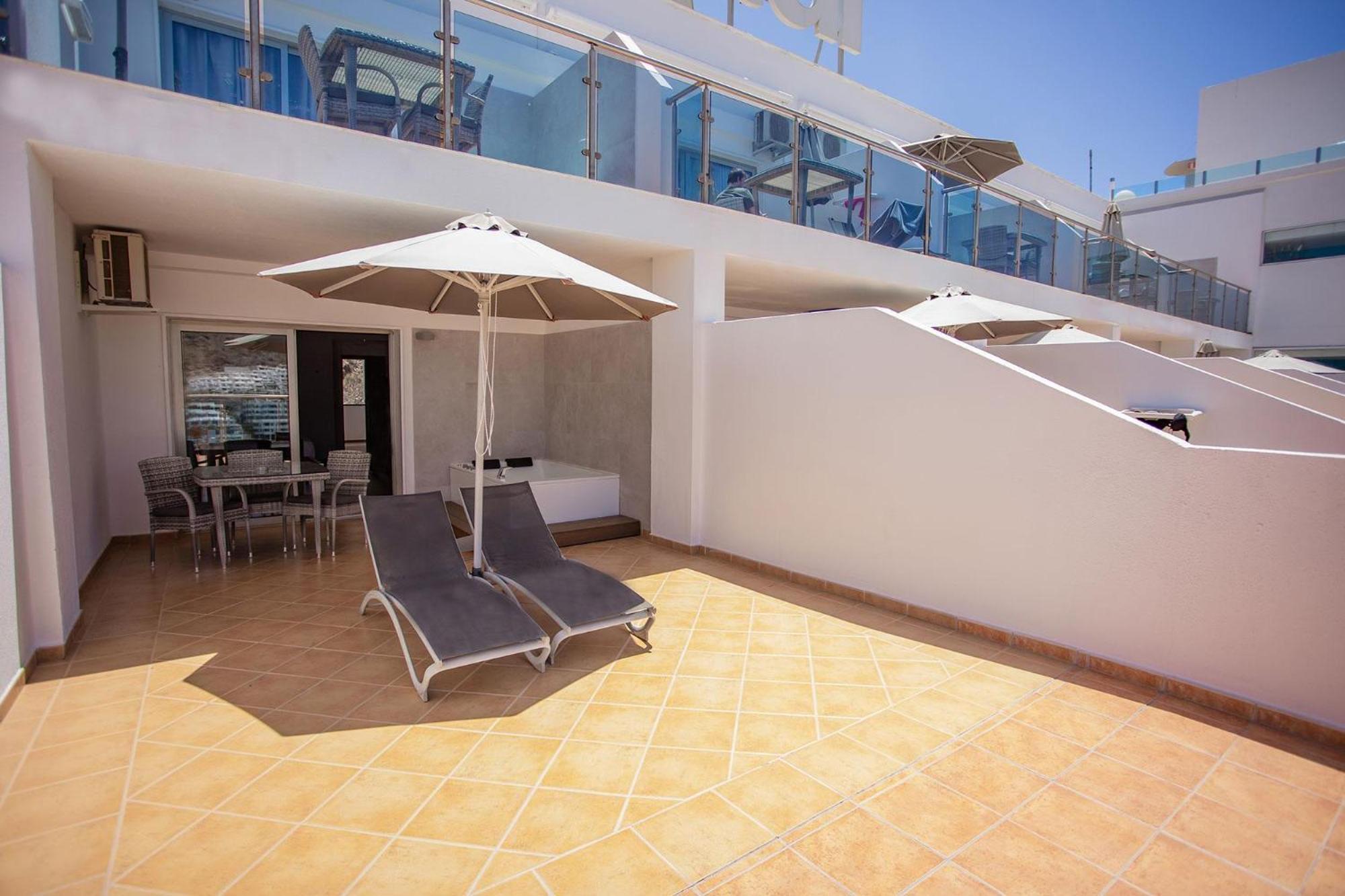 Superior Junior Suite Large Balcony High Floor