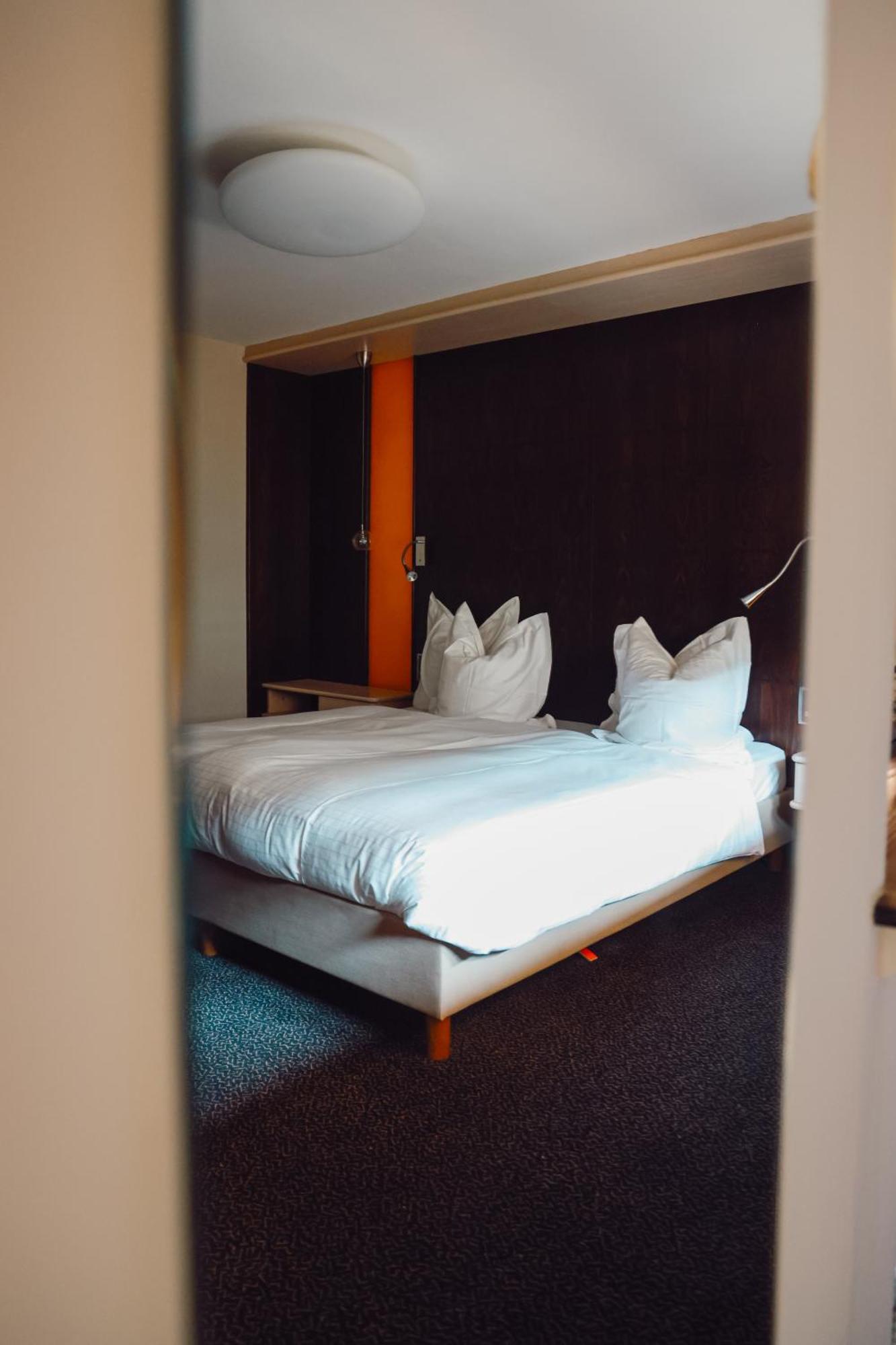 Privilege Room